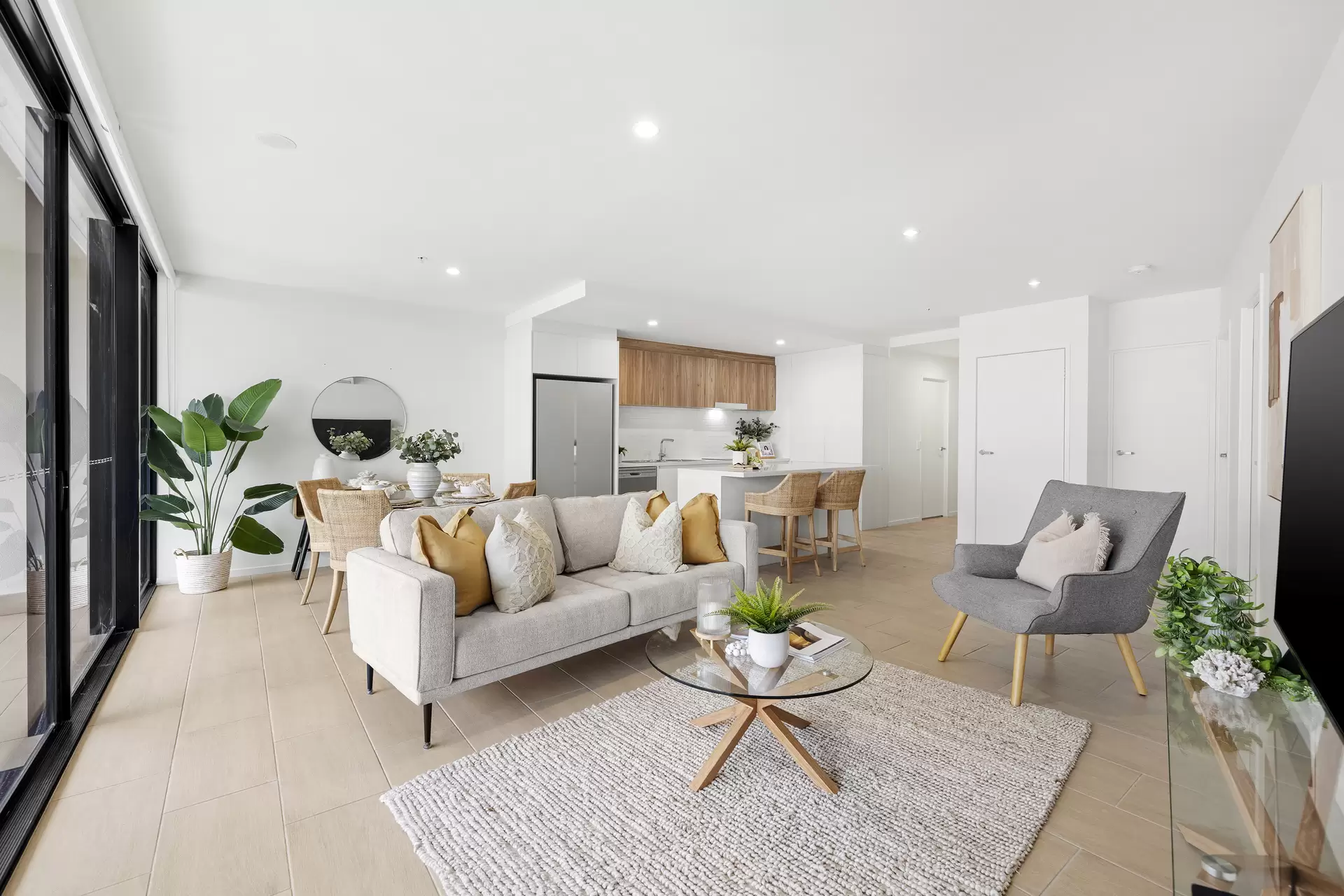907/9 Market Lane, Maroochydore Sold by Queensland Sotheby's International Realty - image 1
