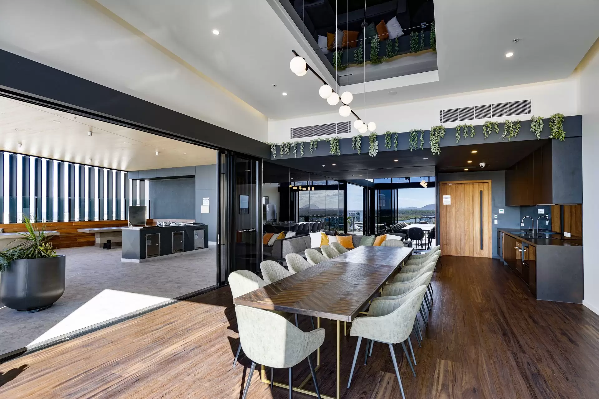 907/9 Market Lane, Maroochydore Sold by Queensland Sotheby's International Realty - image 1