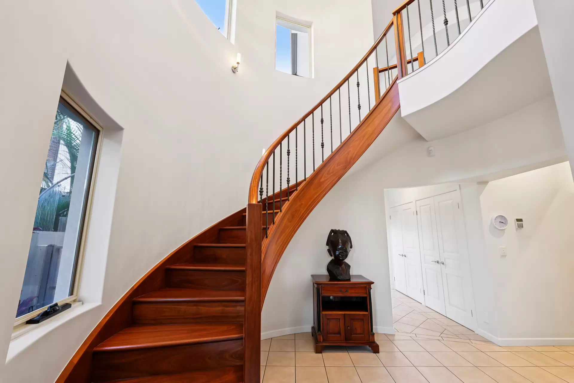 14 Durham Street, Southport Sold by Queensland Sotheby's International Realty - image 1