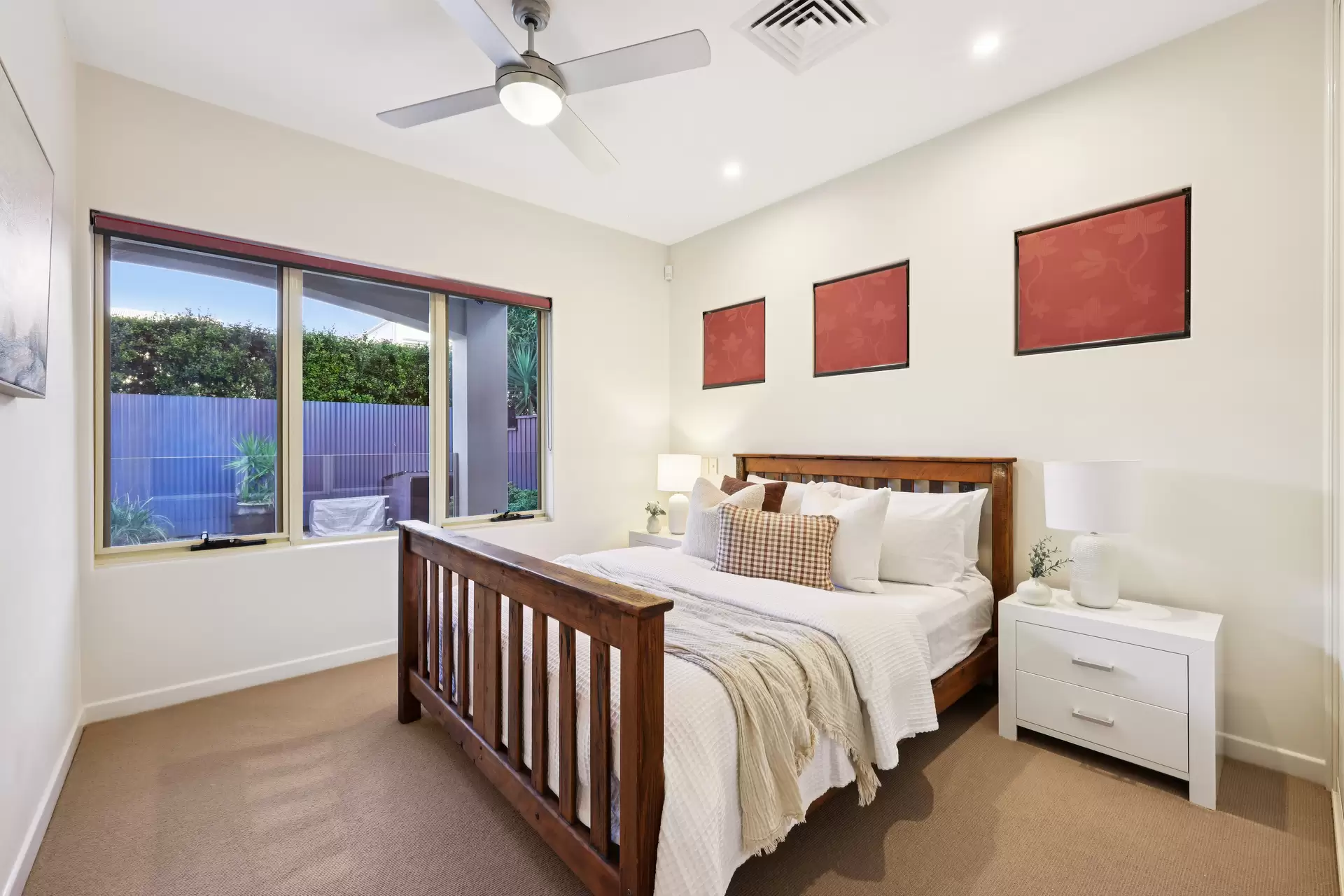 14 Durham Street, Southport Sold by Queensland Sotheby's International Realty - image 1