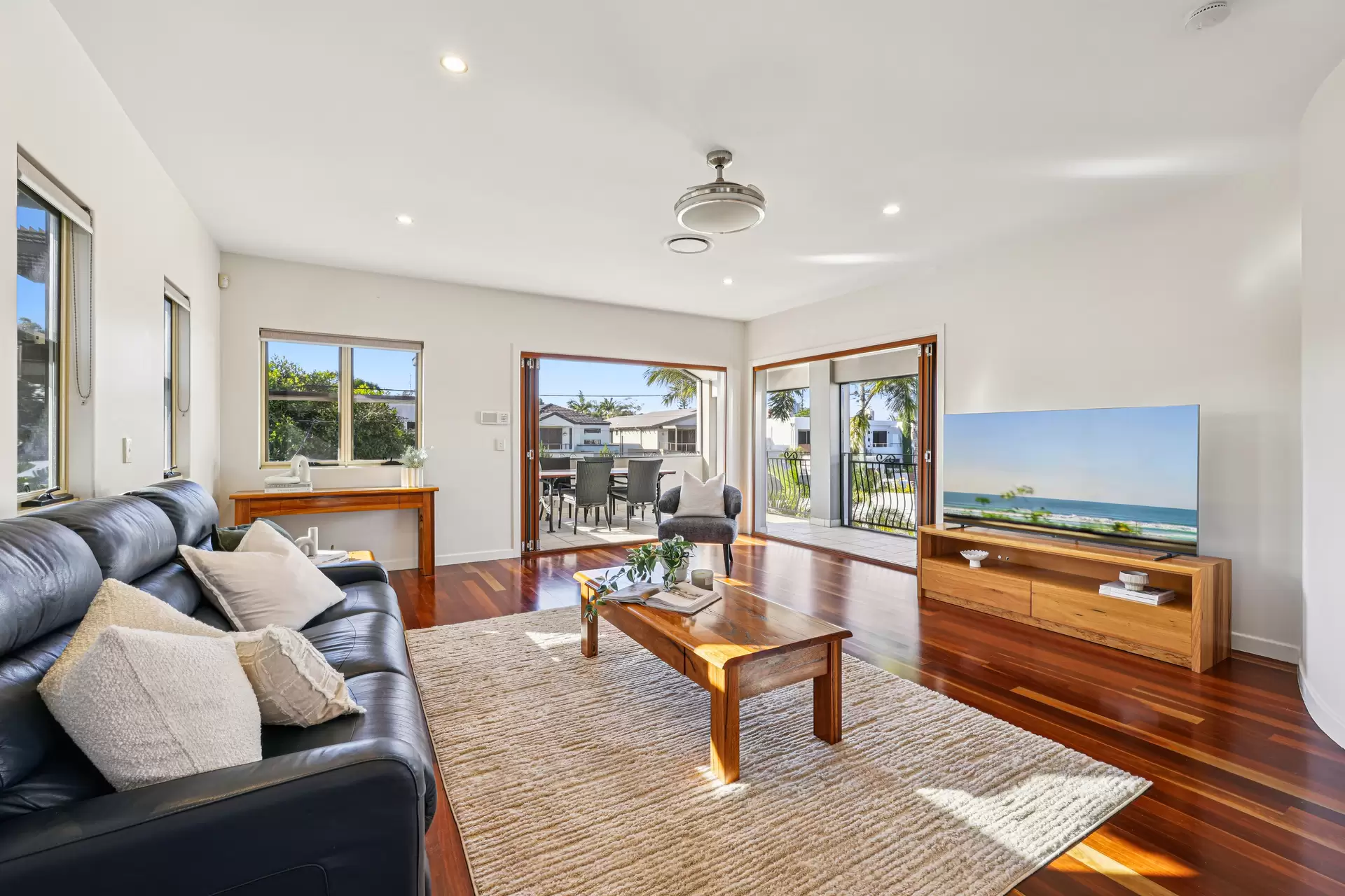 14 Durham Street, Southport Sold by Queensland Sotheby's International Realty - image 1