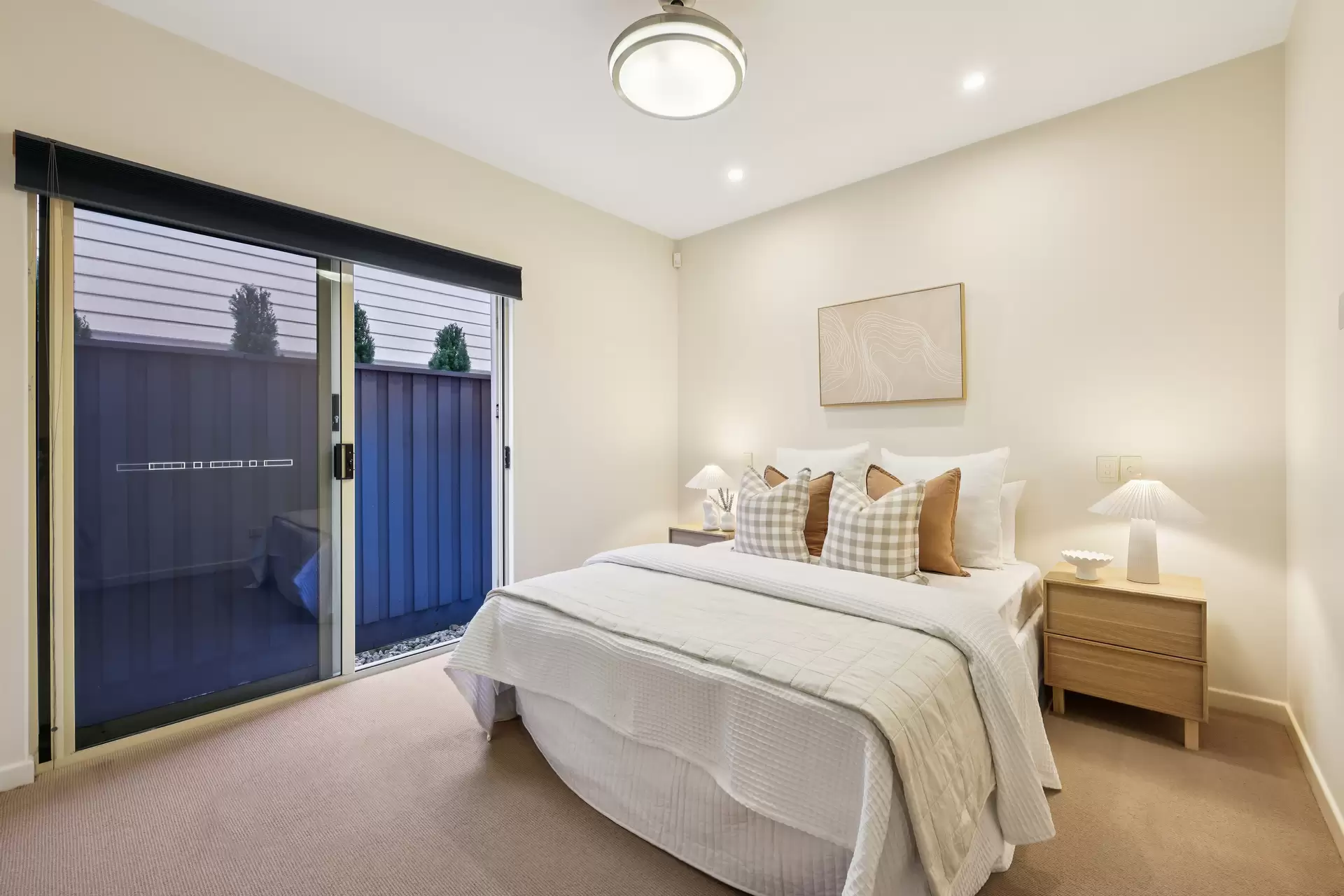 14 Durham Street, Southport Sold by Queensland Sotheby's International Realty - image 1