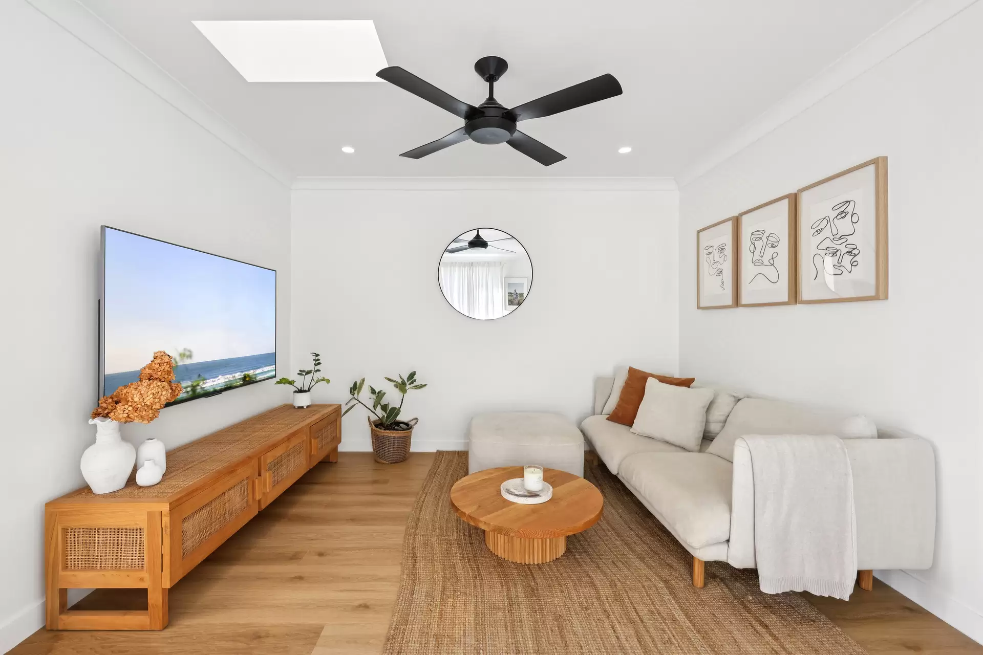 2/1384 Gold Coast Highway, Palm Beach Sold by  - image 1