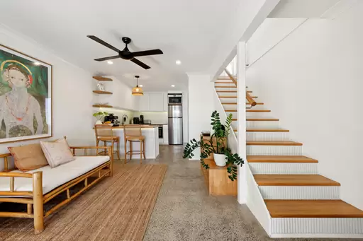 2/1384 Gold Coast Highway, Palm Beach Sold by Queensland Sotheby's International Realty