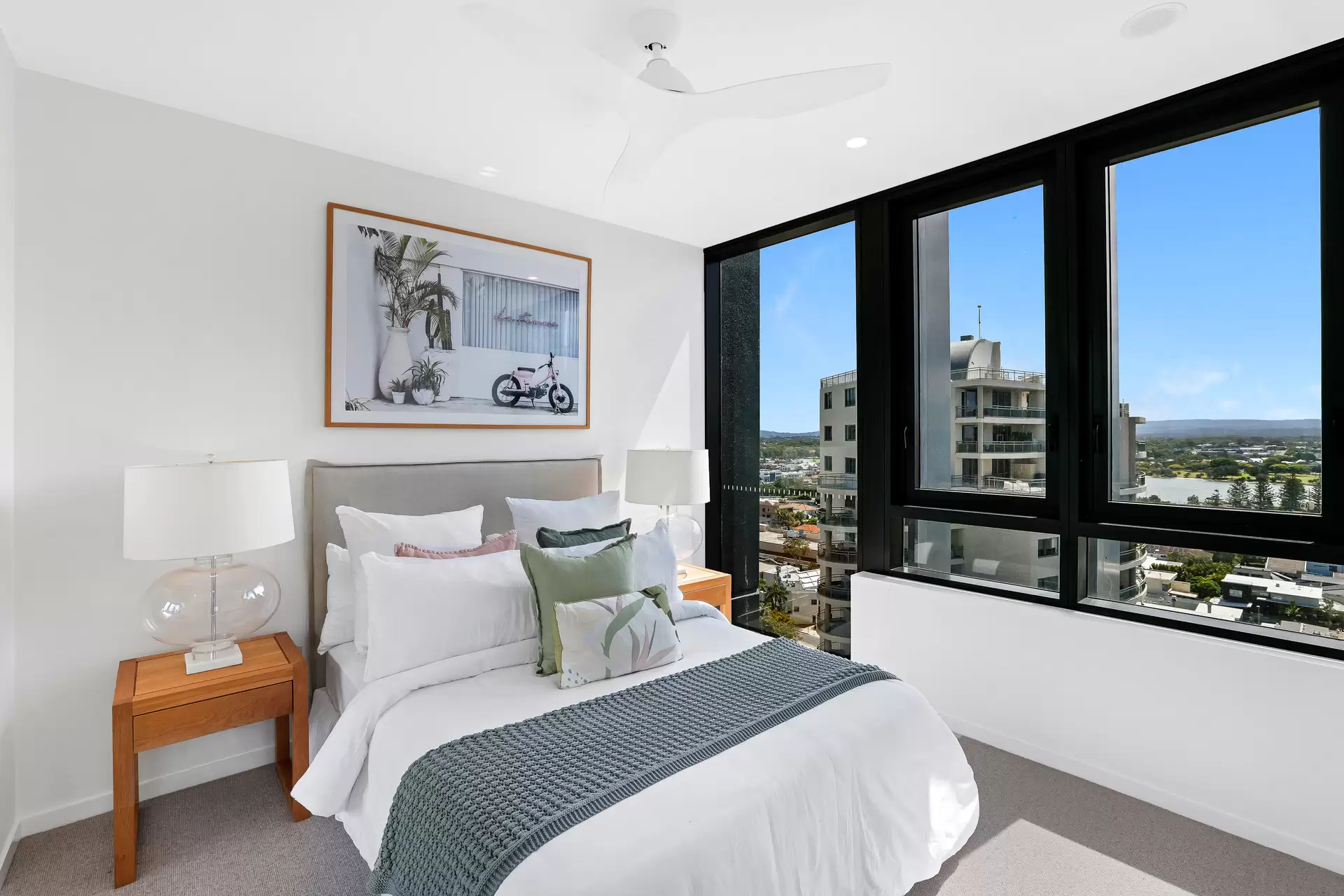 131/25 Woodroffe Avenue, Main Beach Sold by Queensland Sotheby's International Realty - image 1