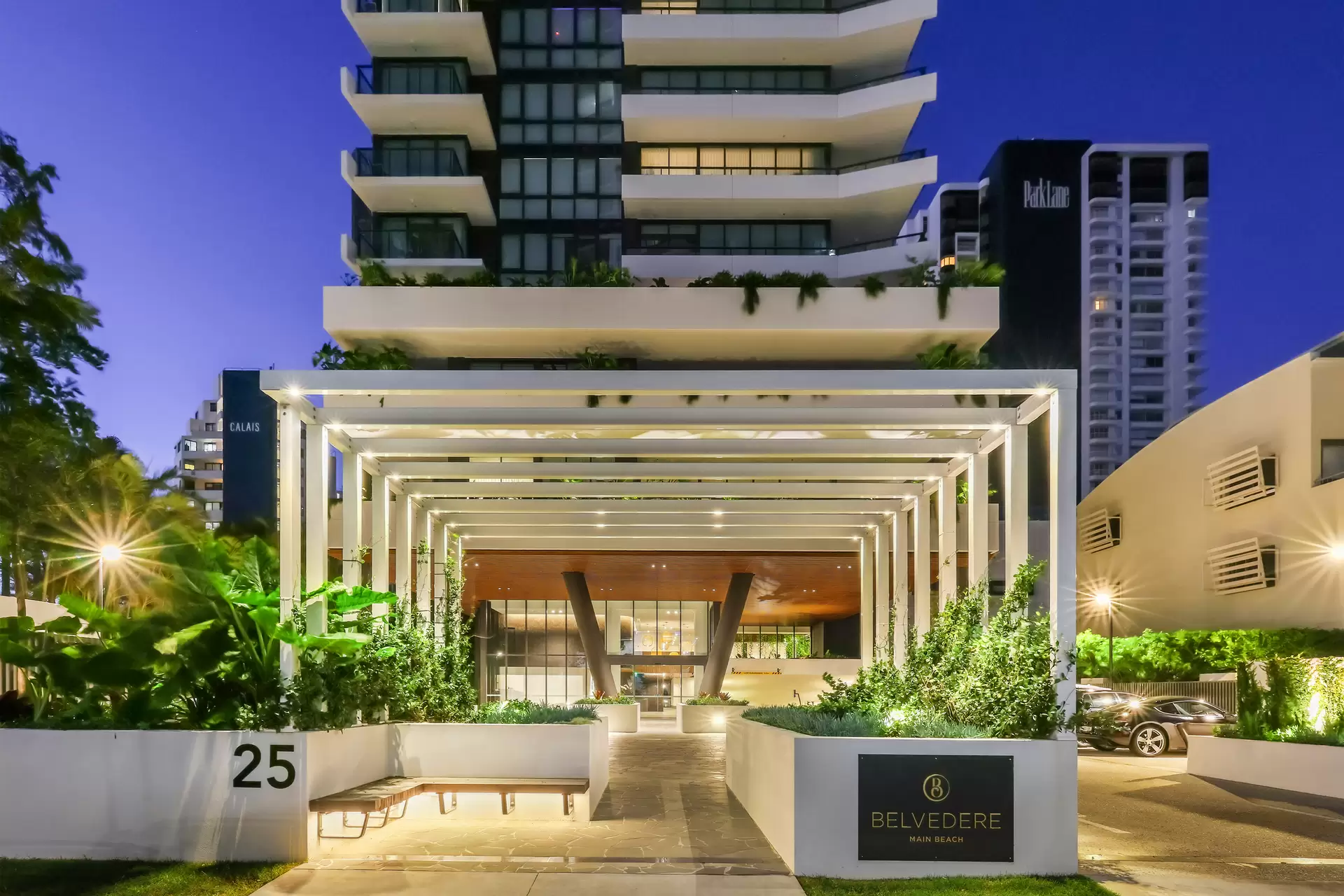 132/25 Woodroffe Avenue, Main Beach Sold by  - image 1
