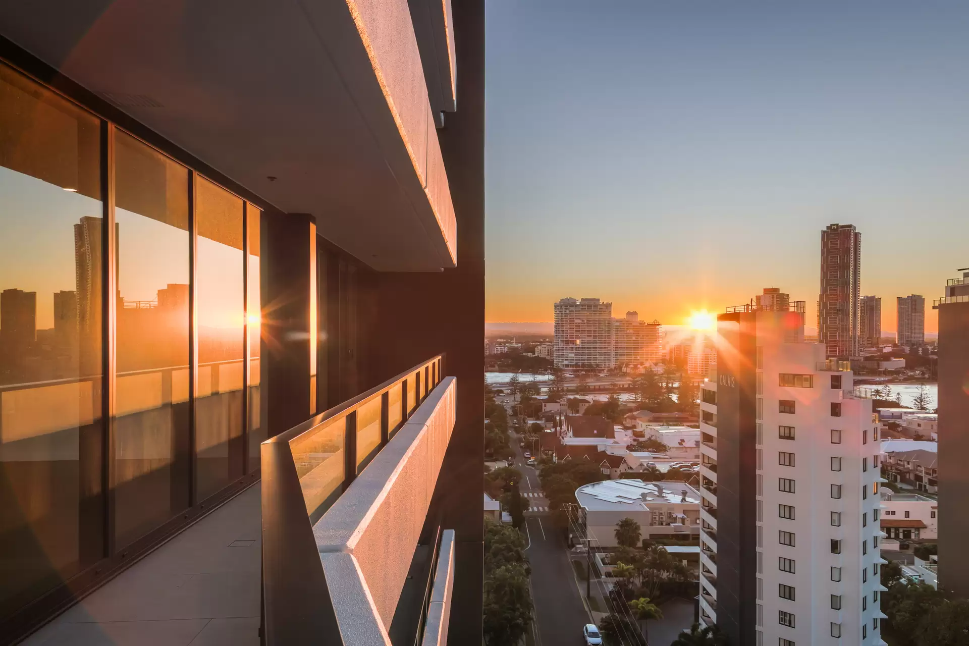 132/25 Woodroffe Avenue, Main Beach Sold by Queensland Sotheby's International Realty - image 1
