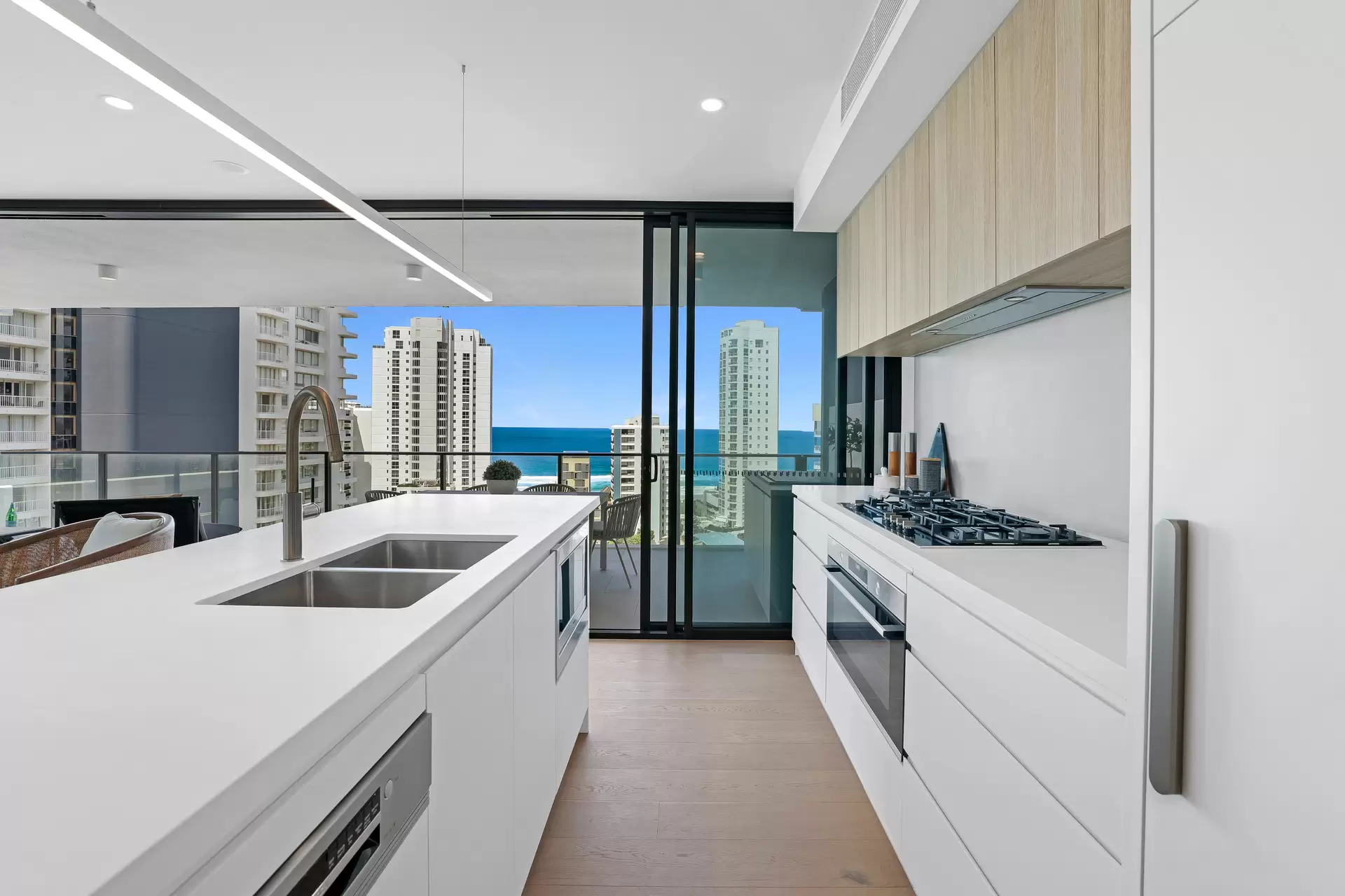 132/25 Woodroffe Avenue, Main Beach Sold by Queensland Sotheby's International Realty - image 1