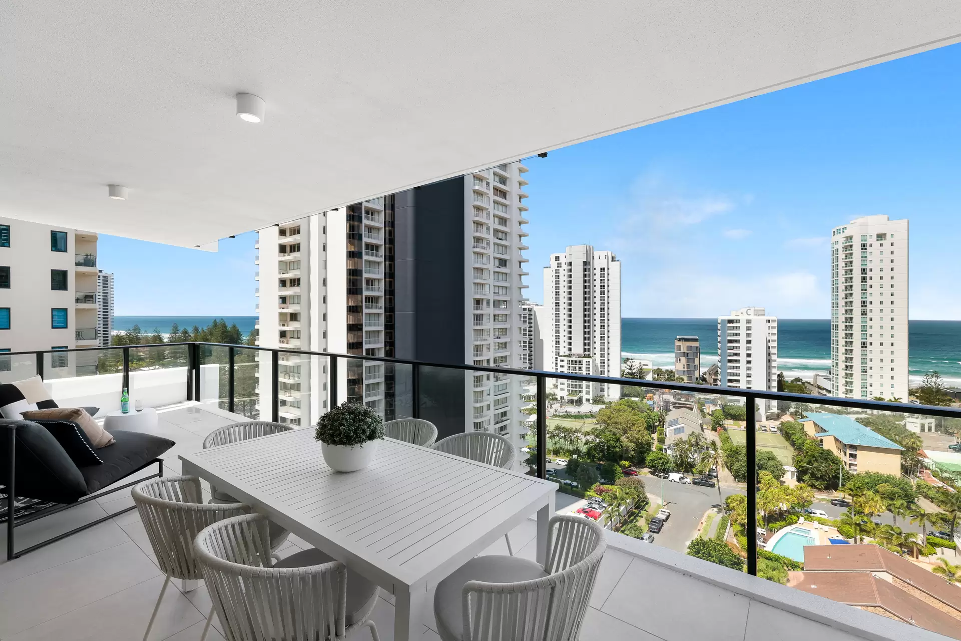 132/25 Woodroffe Avenue, Main Beach Sold by Queensland Sotheby's International Realty - image 1