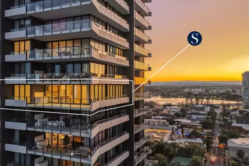 132/25 Woodroffe Avenue, Main Beach Sold by 