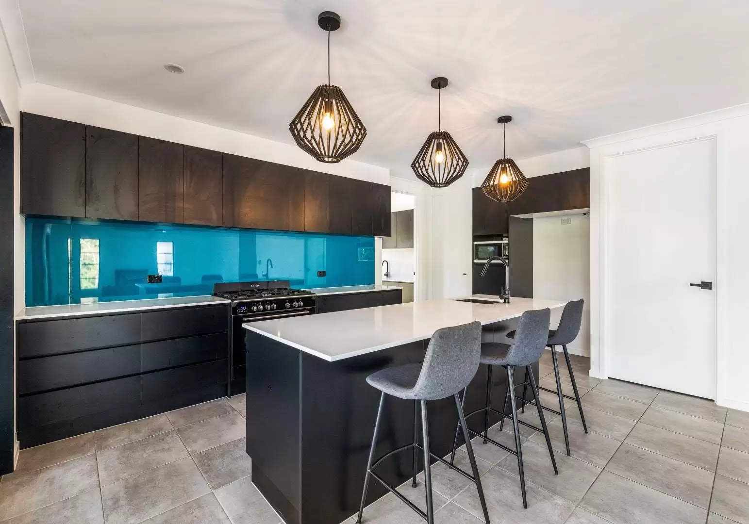 59 Ash Rise, Riordanvale Sold by Queensland Sotheby's International Realty - image 1
