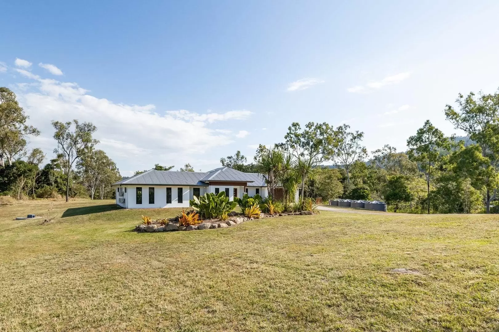 59 Ash Rise, Riordanvale Sold by Queensland Sotheby's International Realty - image 1