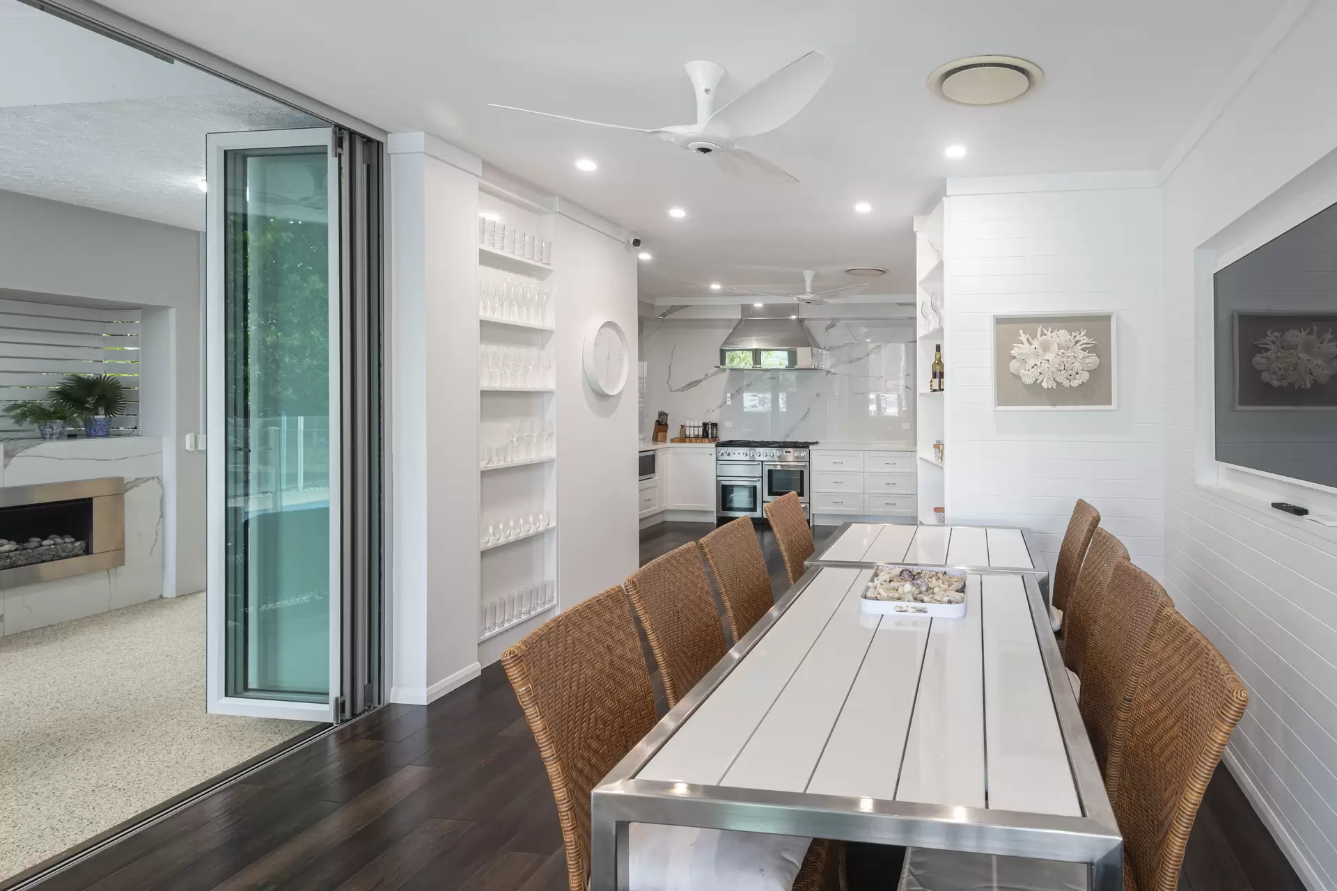 6/1 Airport Drive, Hamilton Island For Sale by Queensland Sotheby's International Realty - image 1