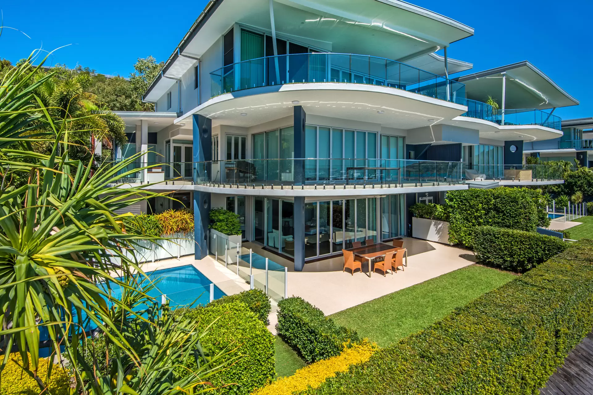 6/1 Airport Drive, Hamilton Island For Sale by Queensland Sotheby's International Realty - image 1