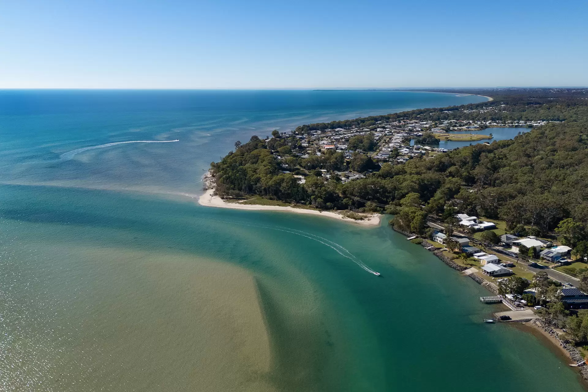 6 Moreton Street, Toogoom Sold by  - image 1