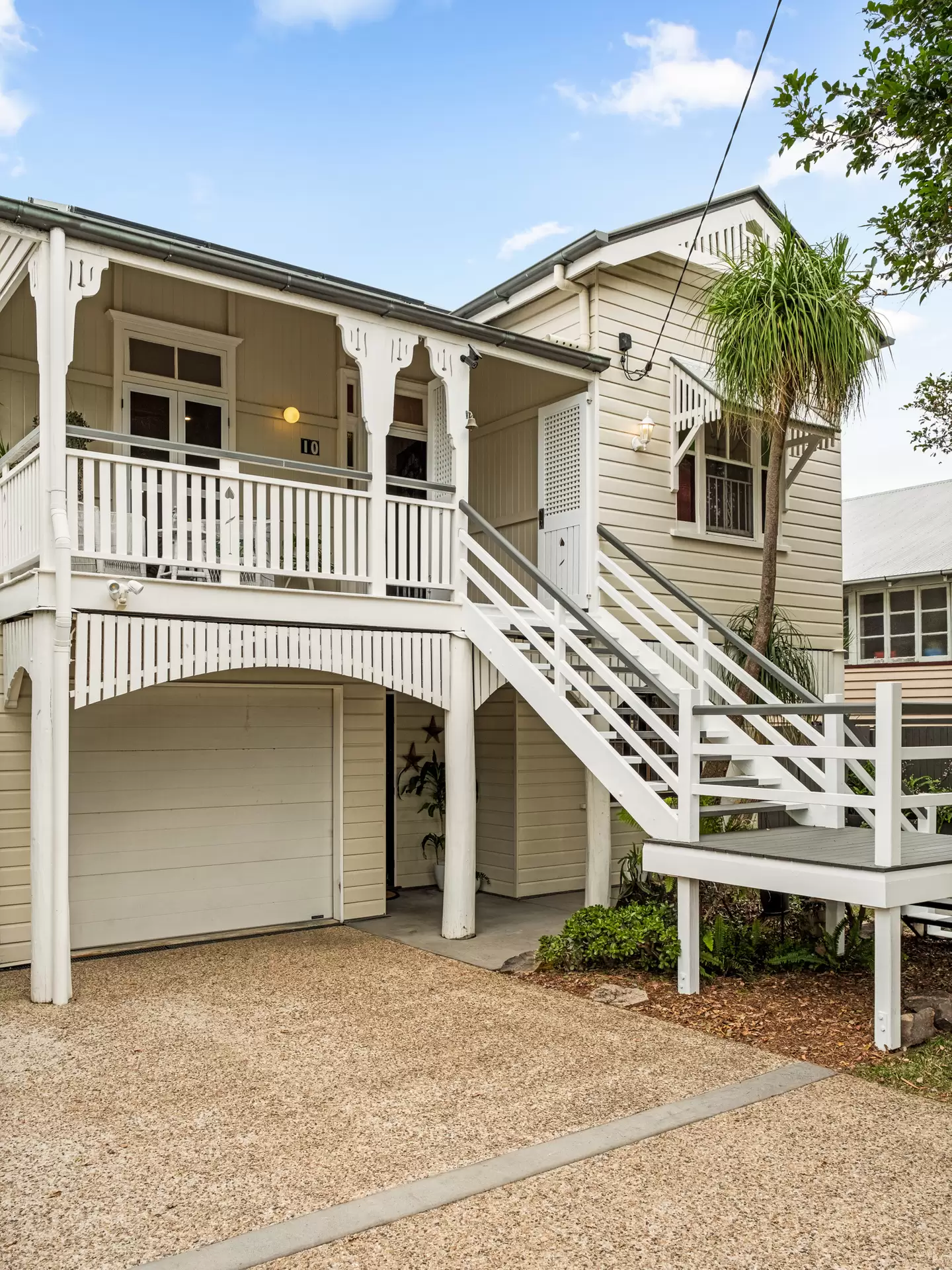 10 Nelson Street, Kalinga Sold by Queensland Sotheby's International Realty - image 1