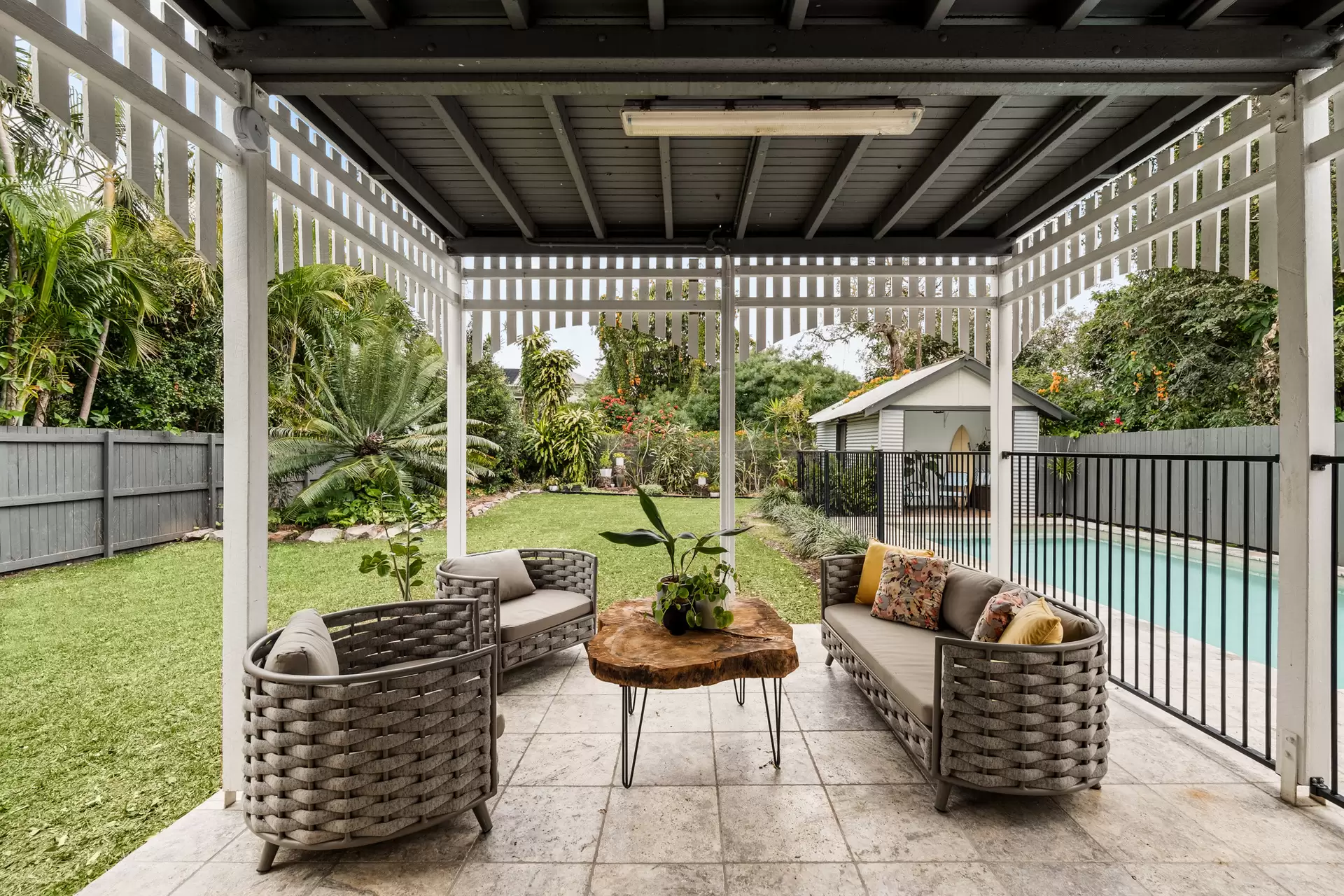 10 Nelson Street, Kalinga Sold by Queensland Sotheby's International Realty - image 1