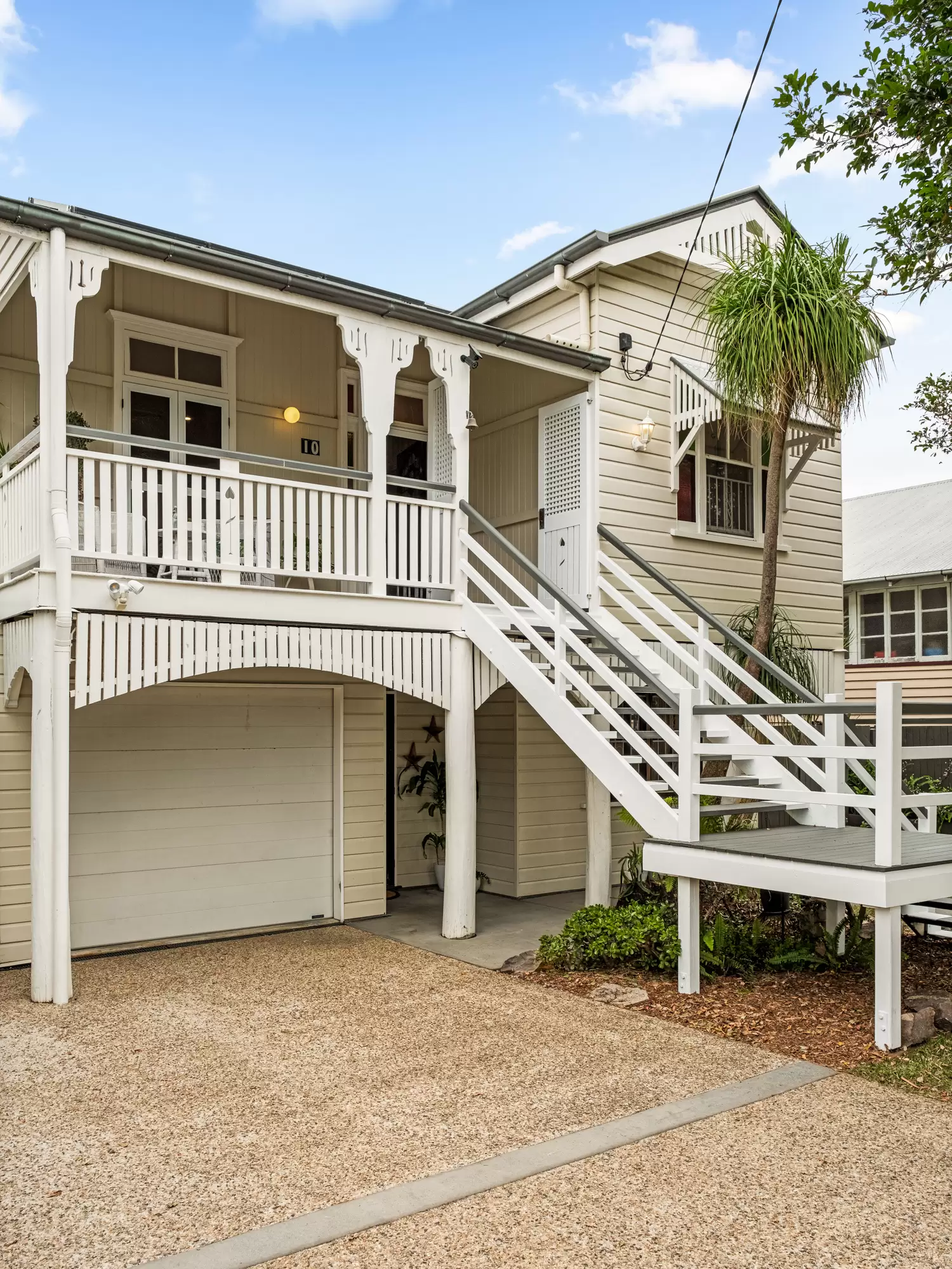 10 Nelson Street, Kalinga Sold by Queensland Sotheby's International Realty - image 1