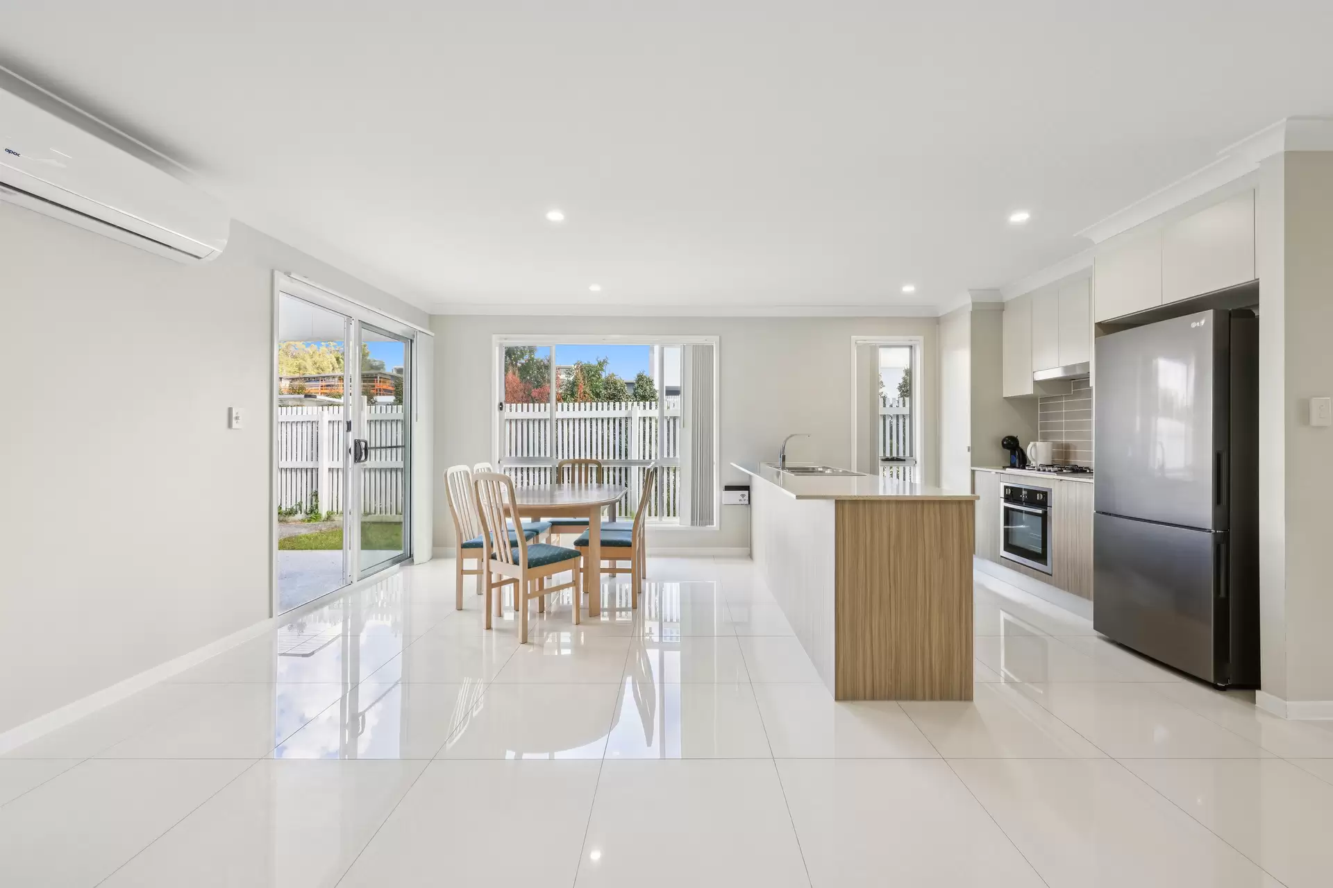 1/20 Manning Court, Pimpama Sold by  - image 1