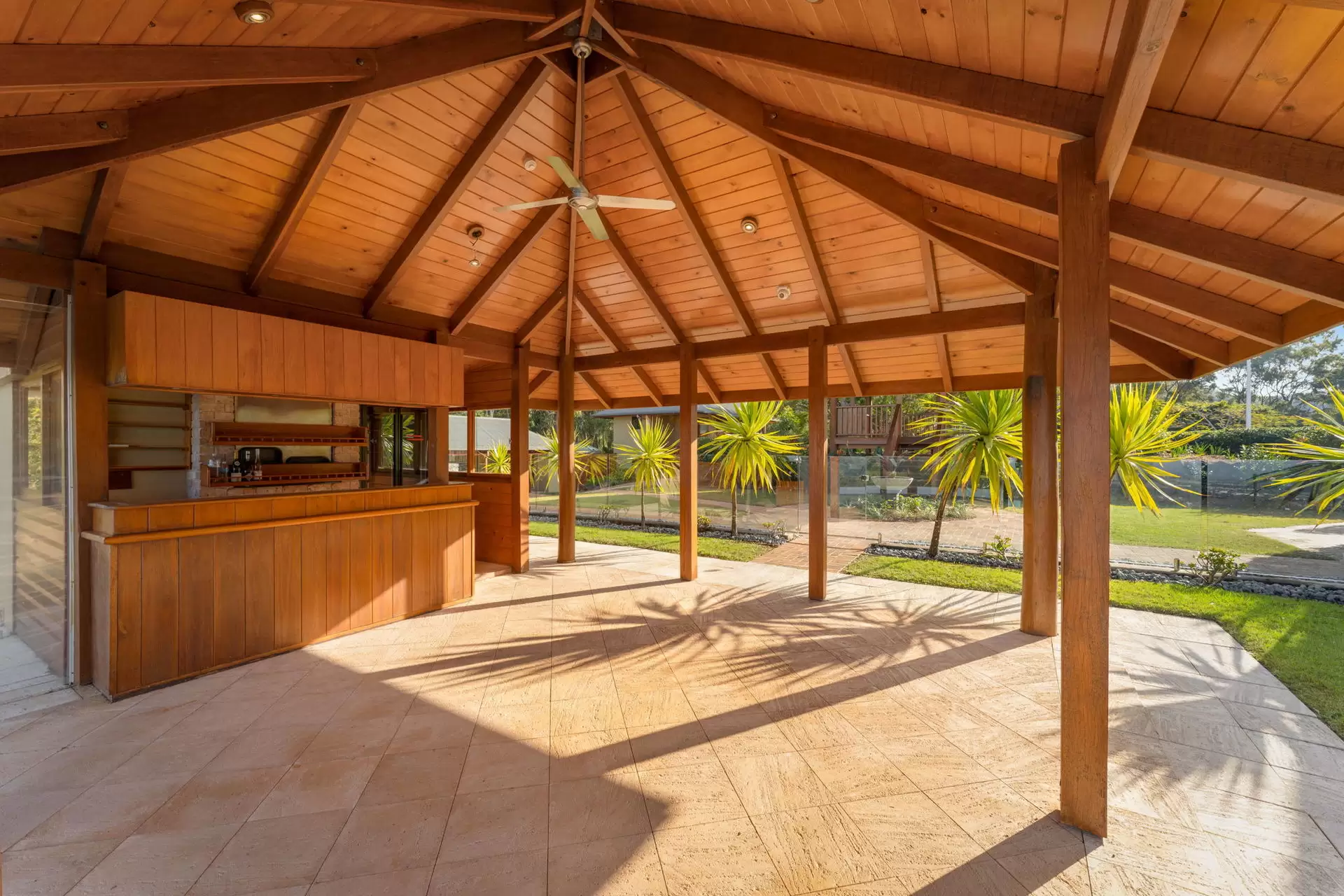 423 Ruffles Road, Willow Vale Sold by Queensland Sotheby's International Realty - image 1