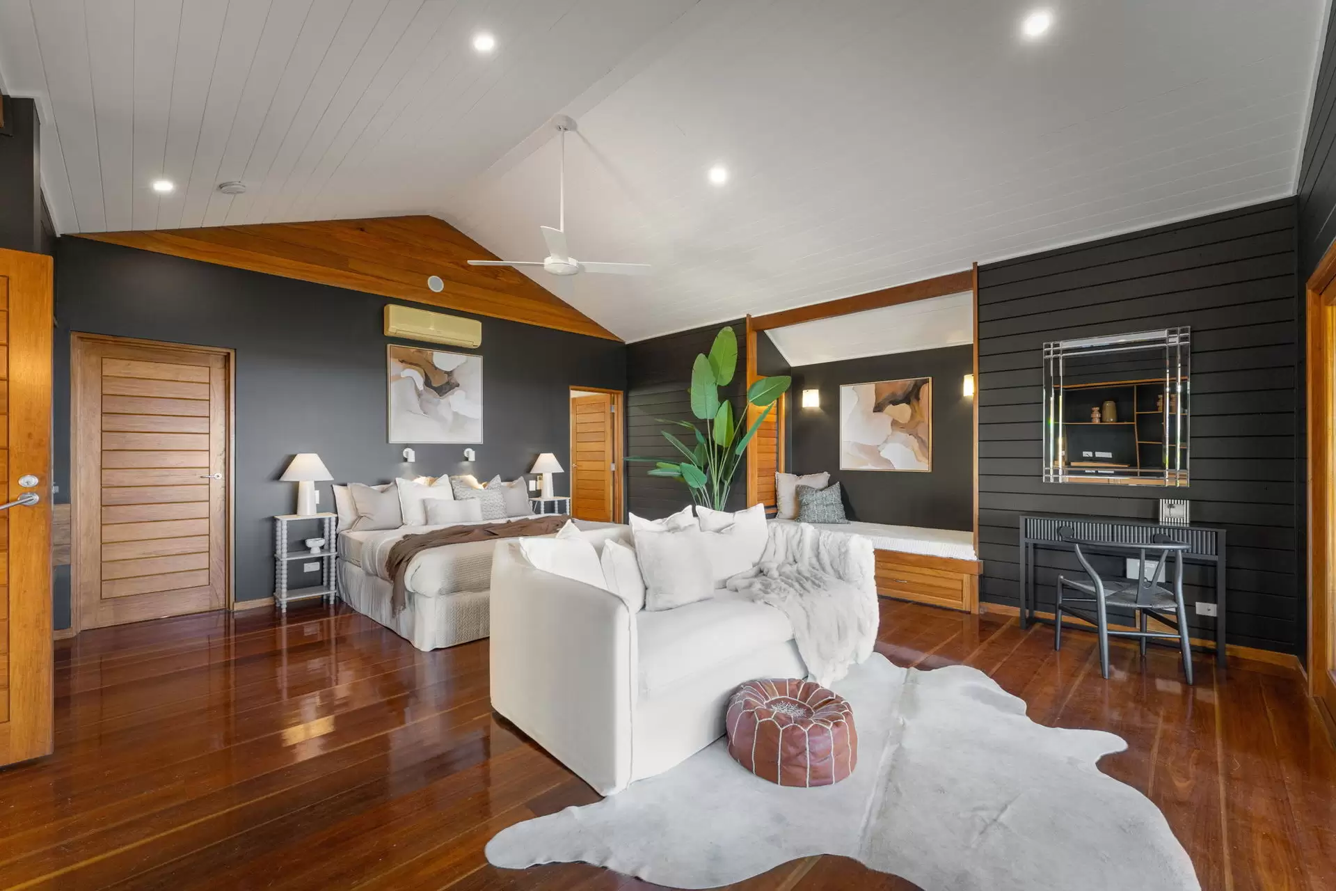 423 Ruffles Road, Willow Vale Sold by Queensland Sotheby's International Realty - image 1