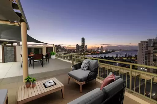 83/29-39 Woodroffe Avenue, Main Beach Sold by 