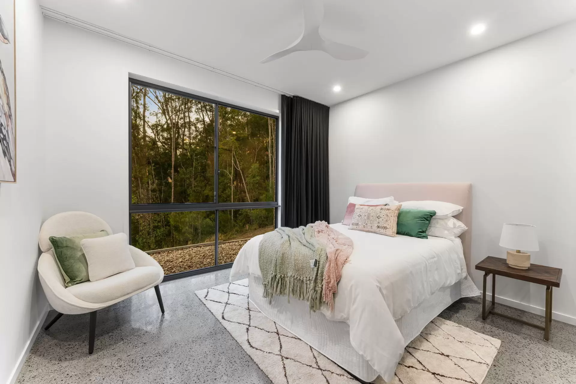 27 Martha Ruddy Way, Tallebudgera Sold by Queensland Sotheby's International Realty - image 1