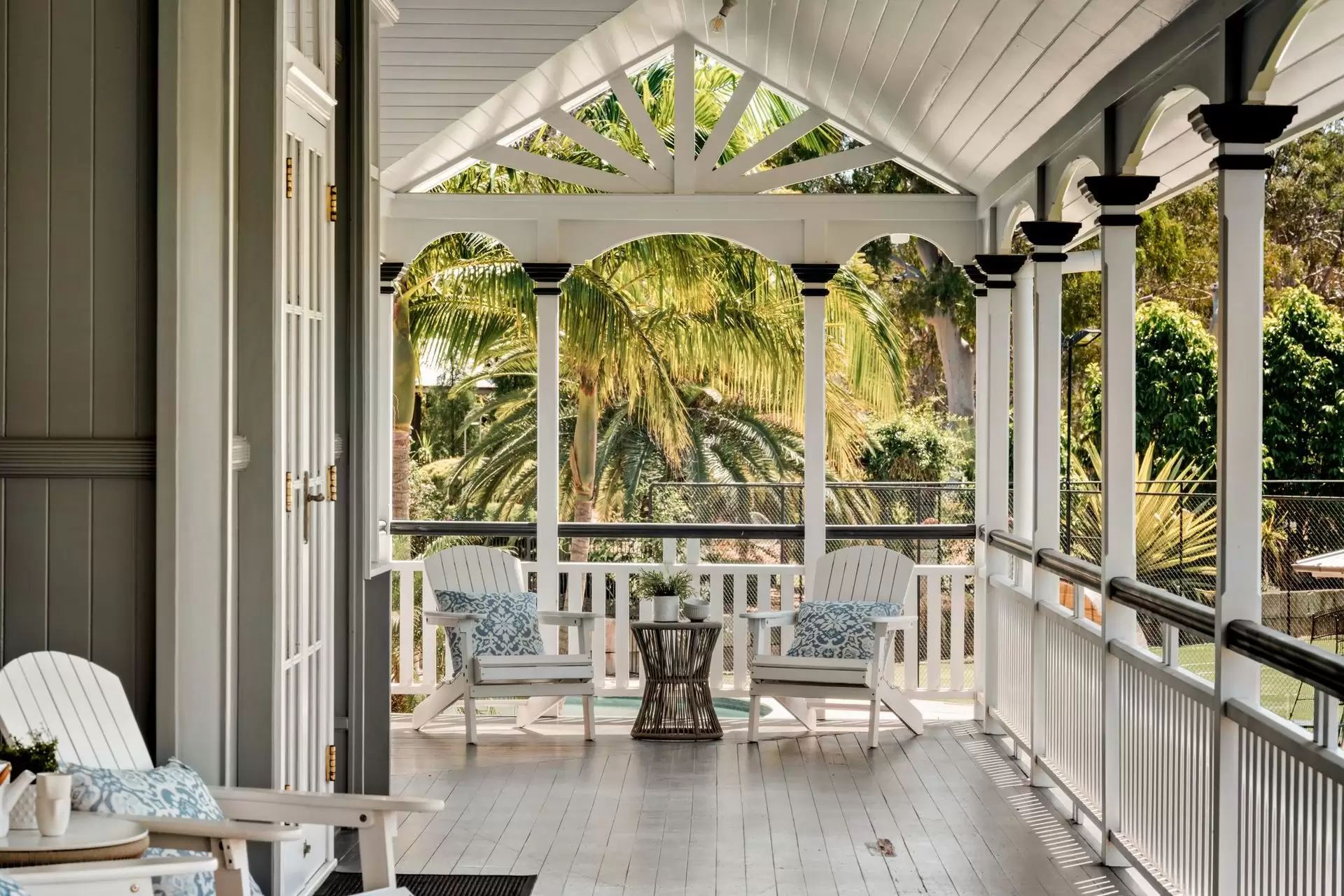 89 Oakridge Street, Burbank Sold by Queensland Sotheby's International Realty - image 1