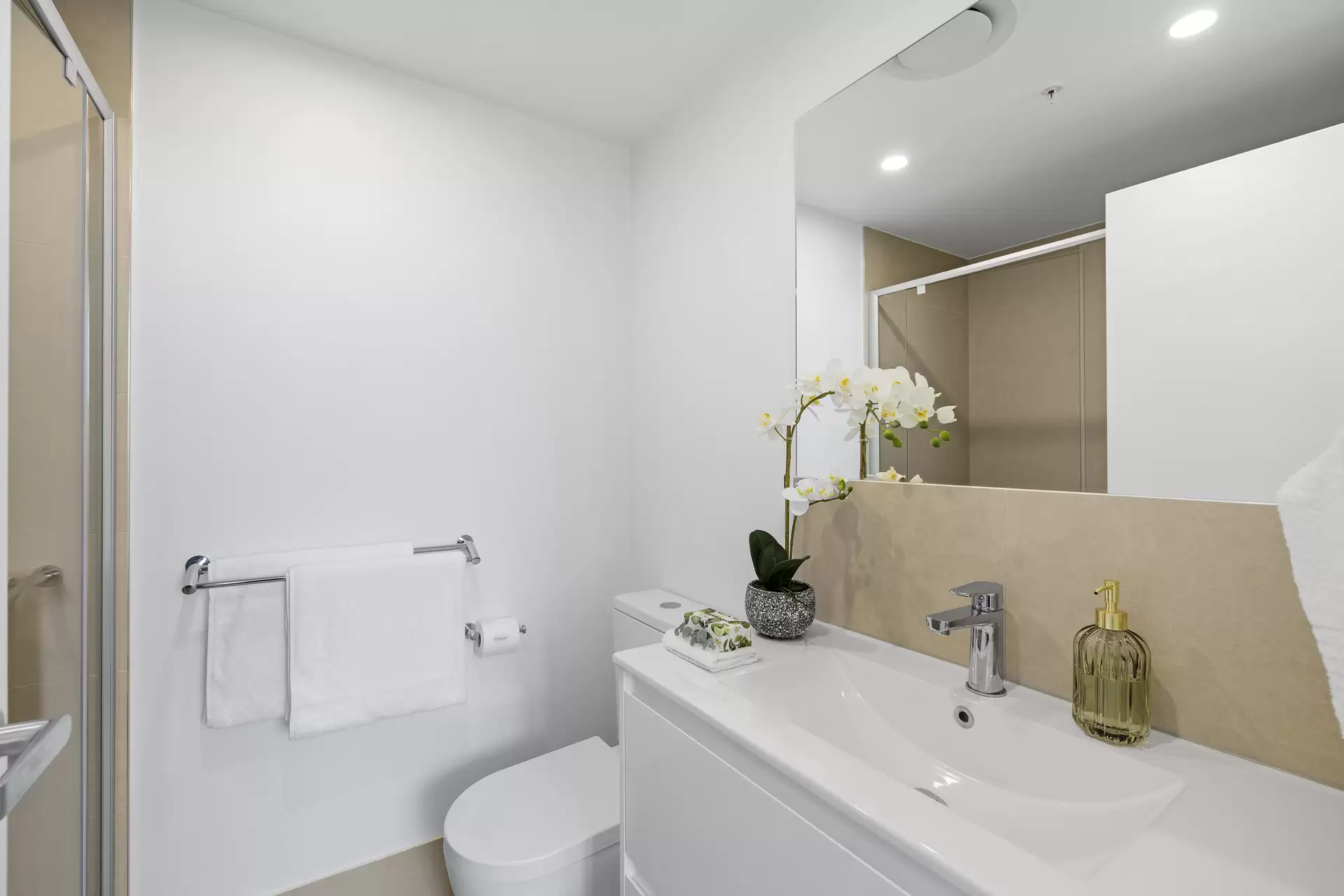 804/12 South Sea Islander Way, Maroochydore Sold by Queensland Sotheby's International Realty - image 1