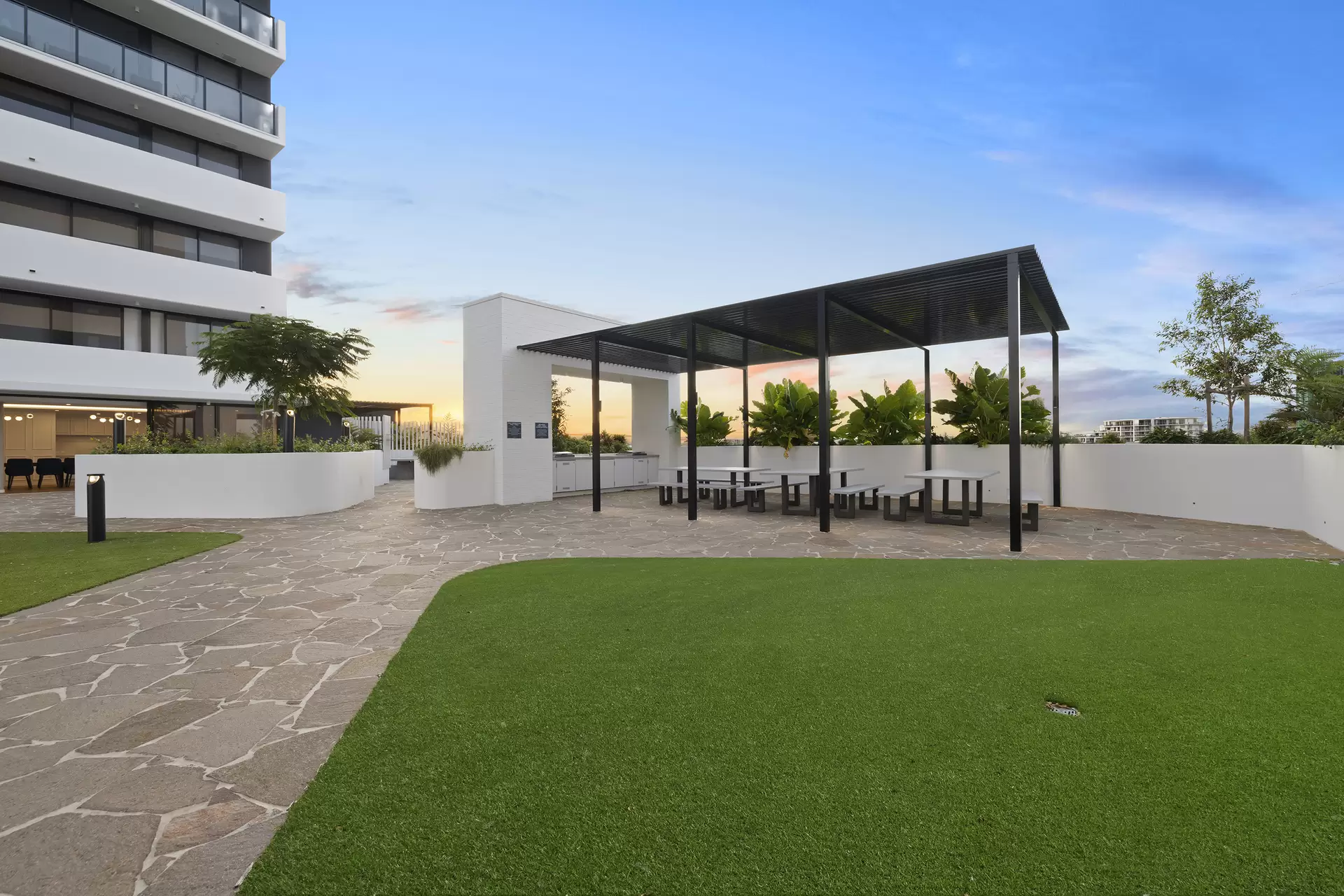 804/12 South Sea Islander Way, Maroochydore Sold by Queensland Sotheby's International Realty - image 1