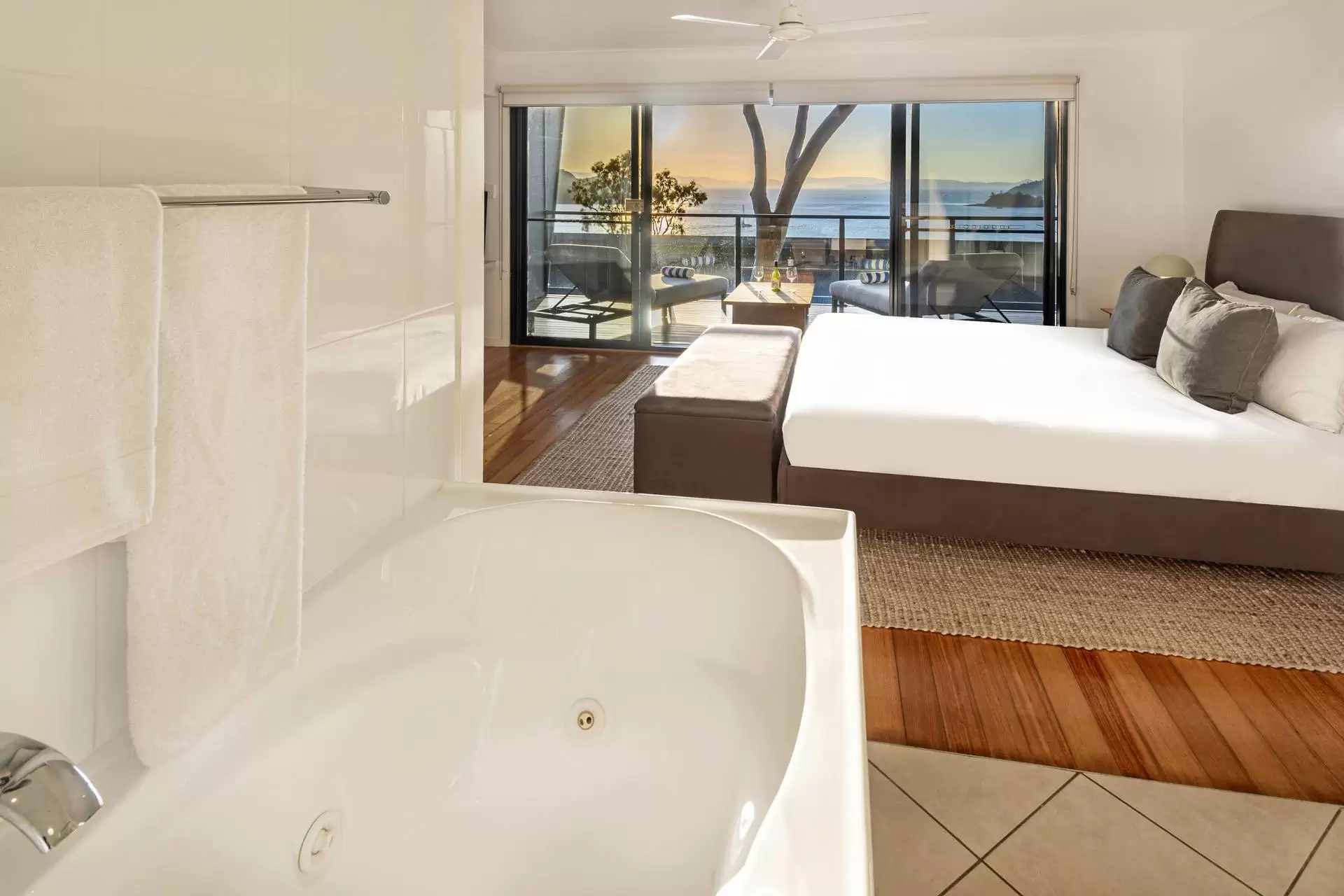 10/5 Acacia Drive, Hamilton Island Sold by Queensland Sotheby's International Realty - image 1