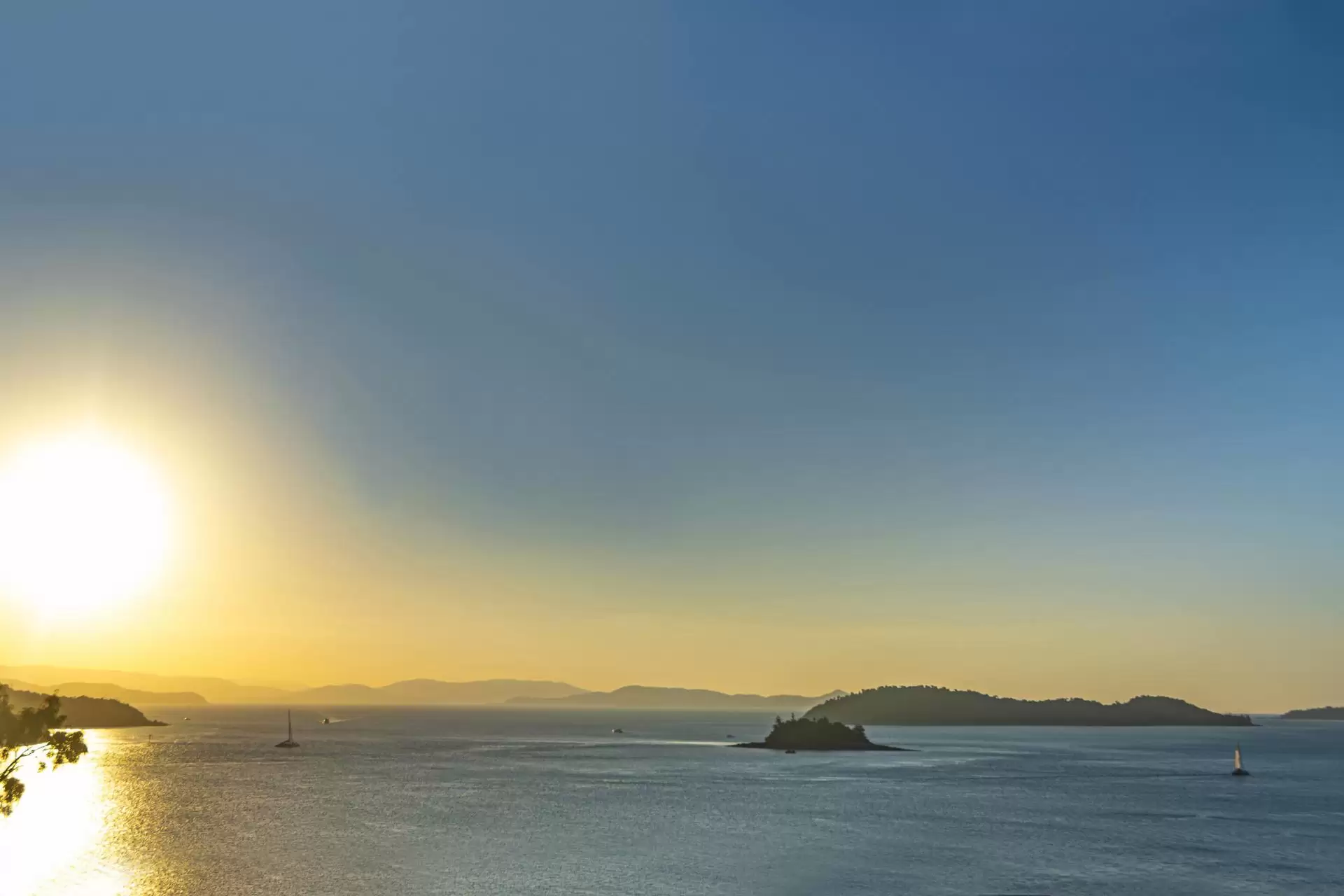 10/5 Acacia Drive, Hamilton Island Sold by Queensland Sotheby's International Realty - image 1