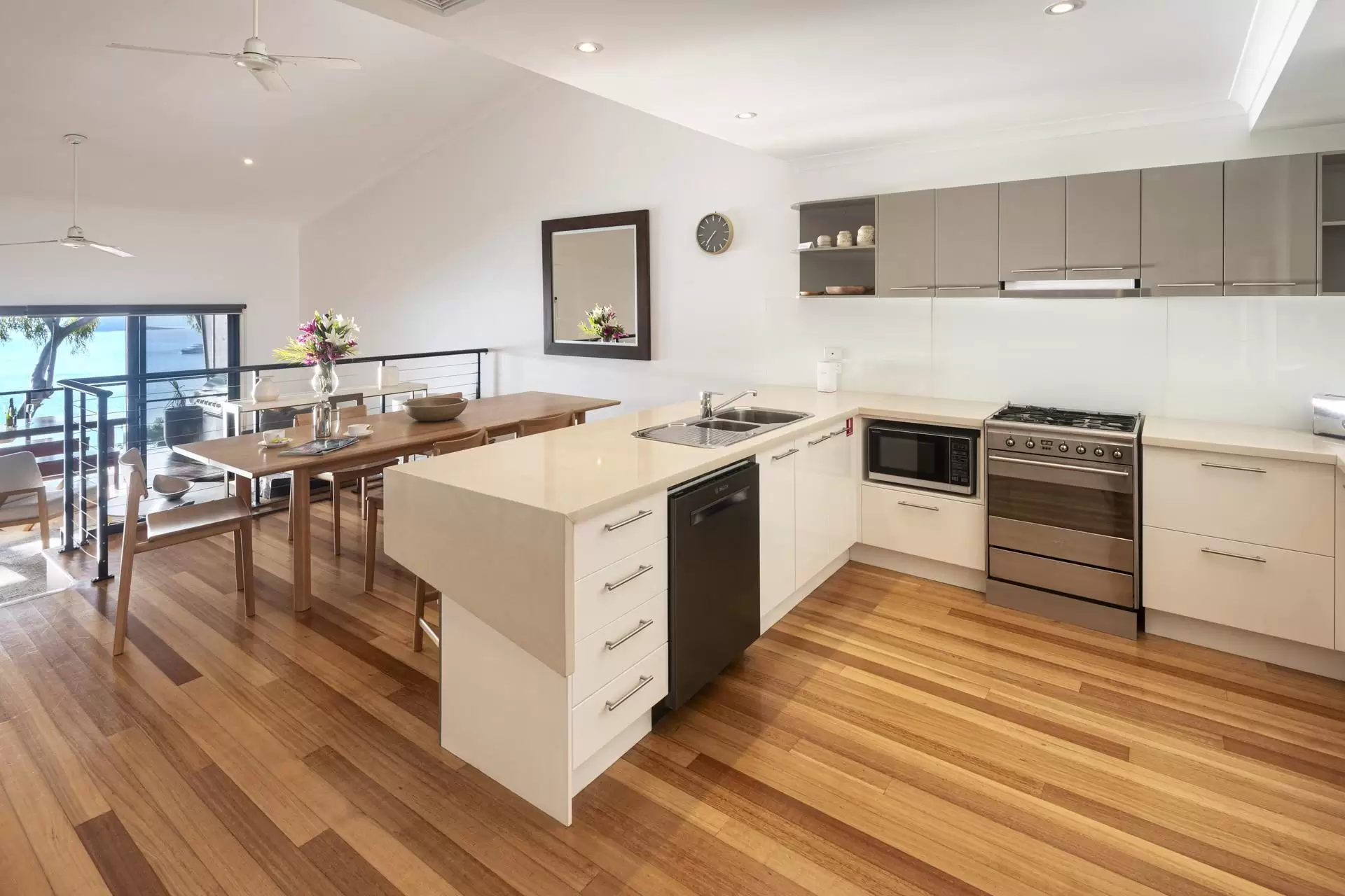 10/5 Acacia Drive, Hamilton Island Sold by Queensland Sotheby's International Realty - image 1