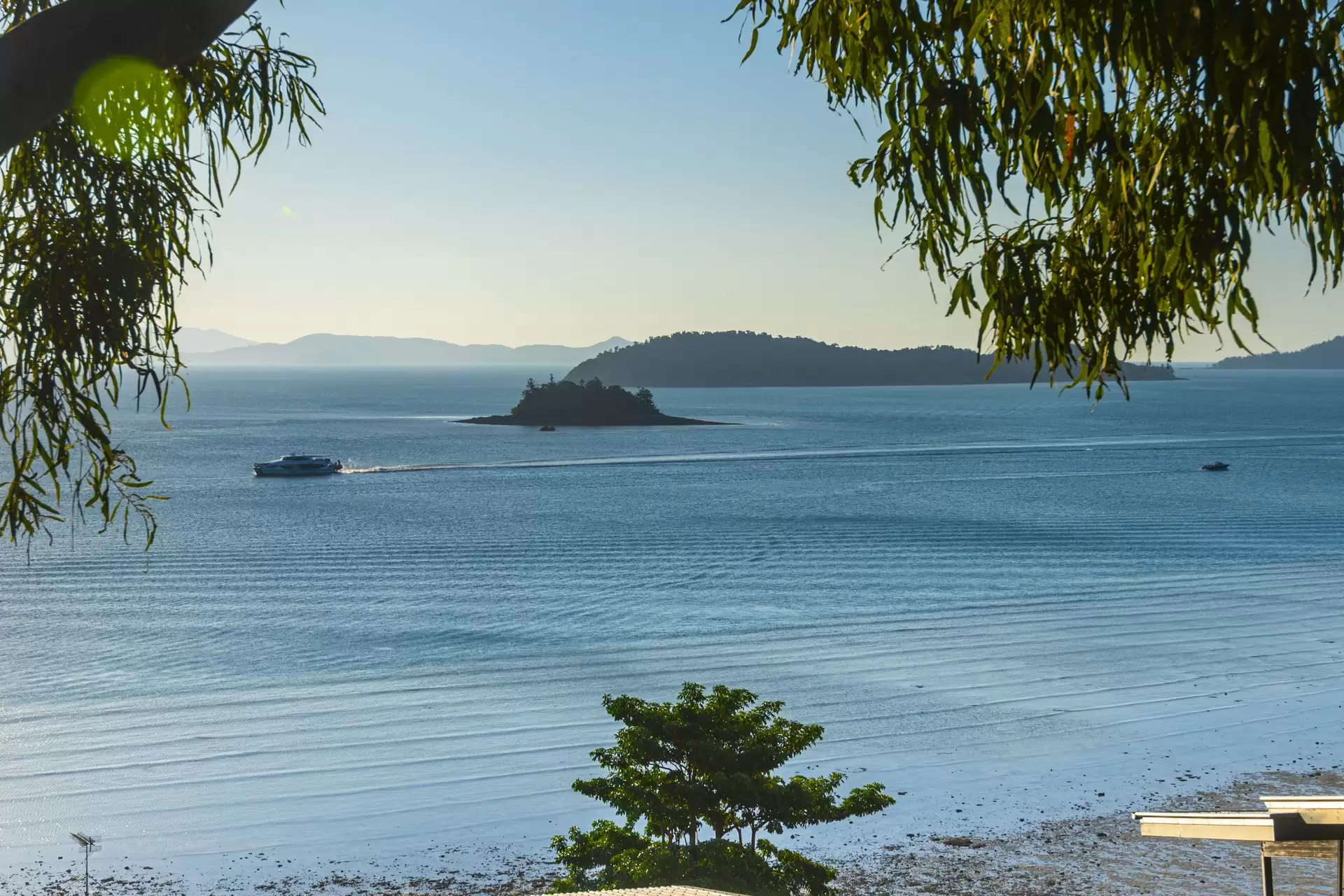 10/5 Acacia Drive, Hamilton Island Sold by Queensland Sotheby's International Realty - image 1
