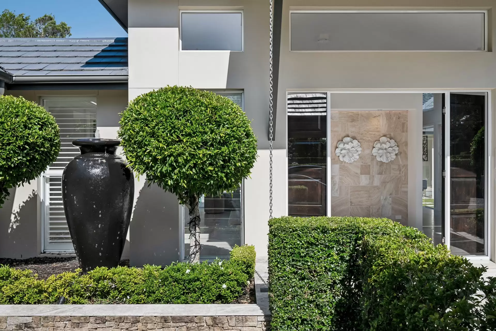 11 Megan Court, Thornlands Sold by Queensland Sotheby's International Realty - image 1