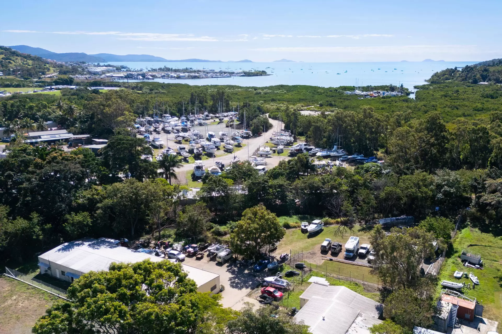2569B Shute Harbour Road, Jubilee Pocket Sold by Queensland Sotheby's International Realty - image 1