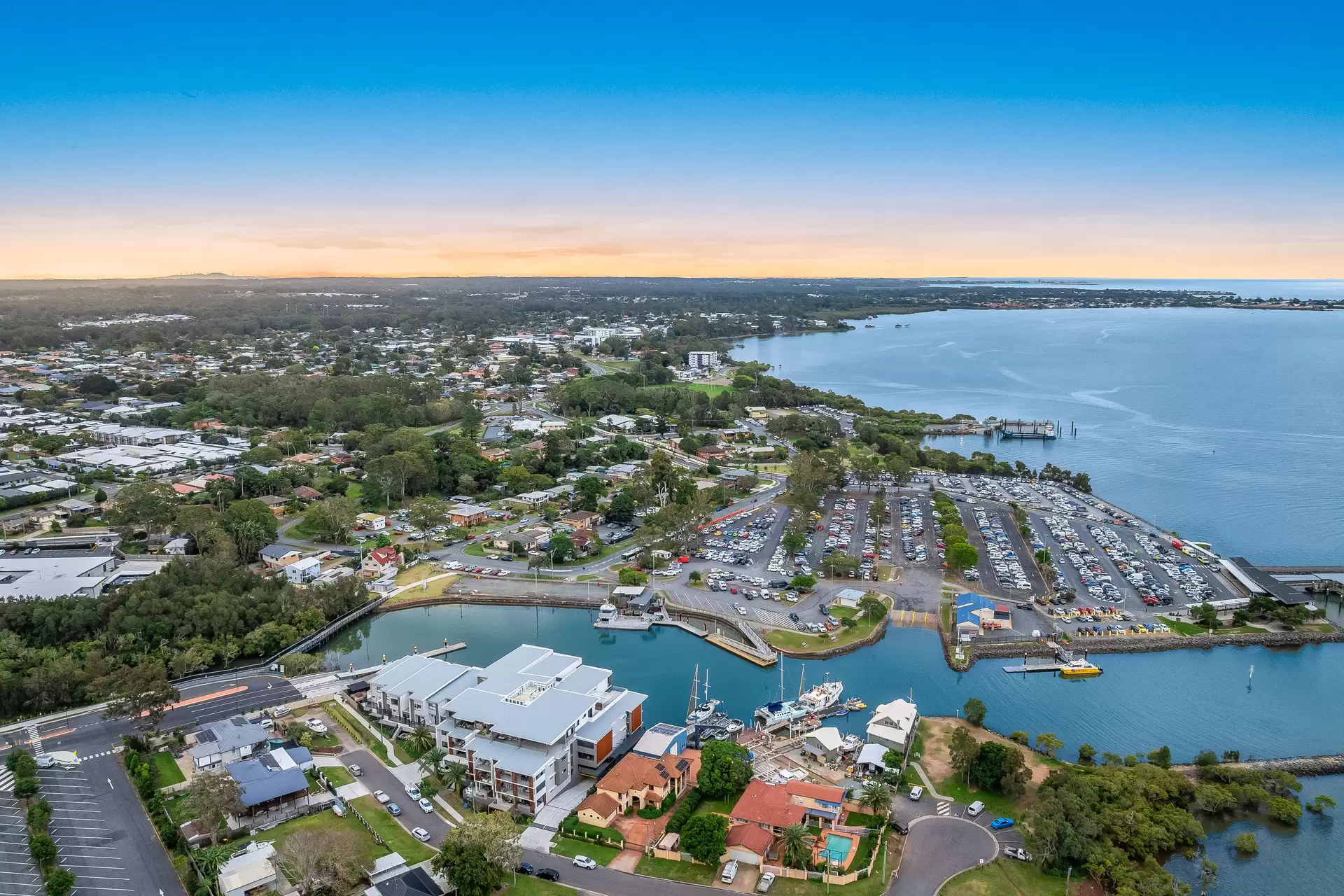 10/6-12 Auster Street, Redland Bay Sold by Queensland Sotheby's International Realty - image 1