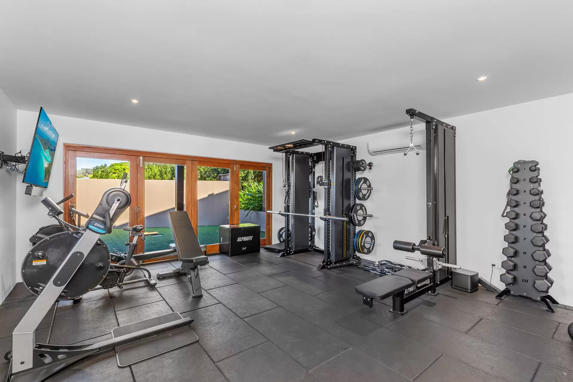 4 Whitsunday Boulevard, Hamilton Island Sold by Queensland Sotheby's International Realty - image 1