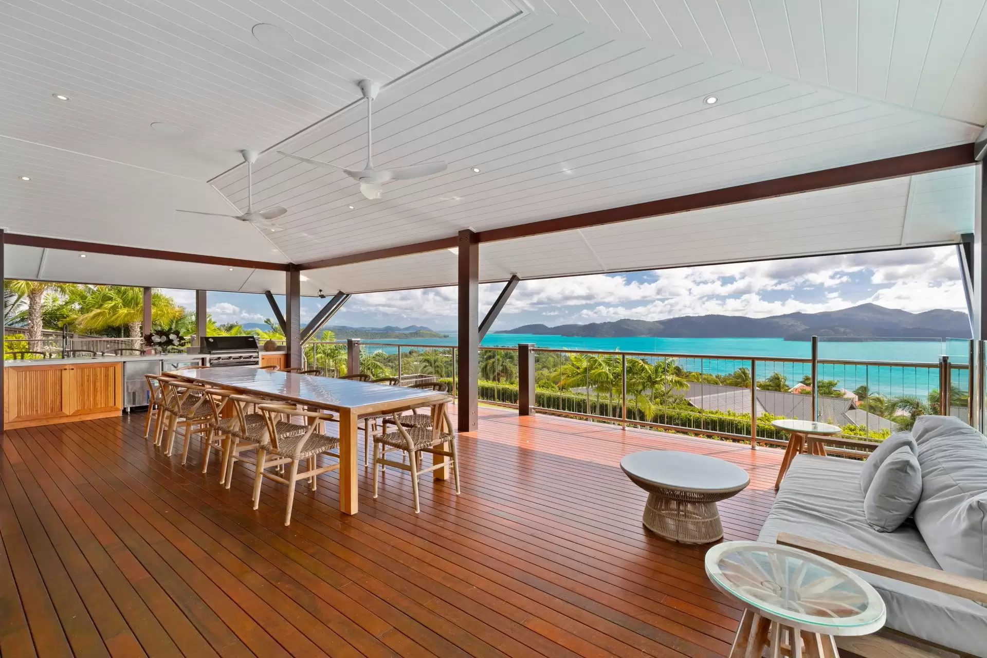 4 Whitsunday Boulevard, Hamilton Island Sold by Queensland Sotheby's International Realty - image 1