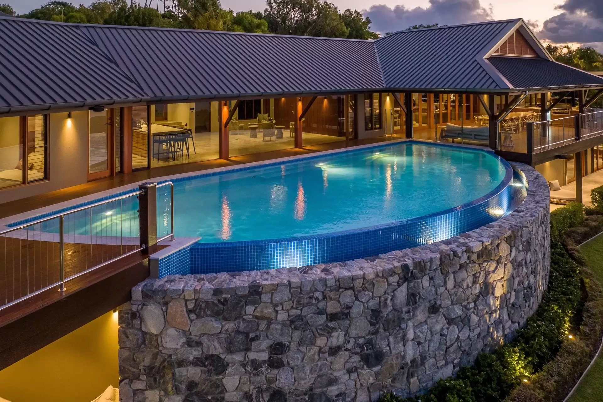 4 Whitsunday Boulevard, Hamilton Island Sold by Queensland Sotheby's International Realty - image 1