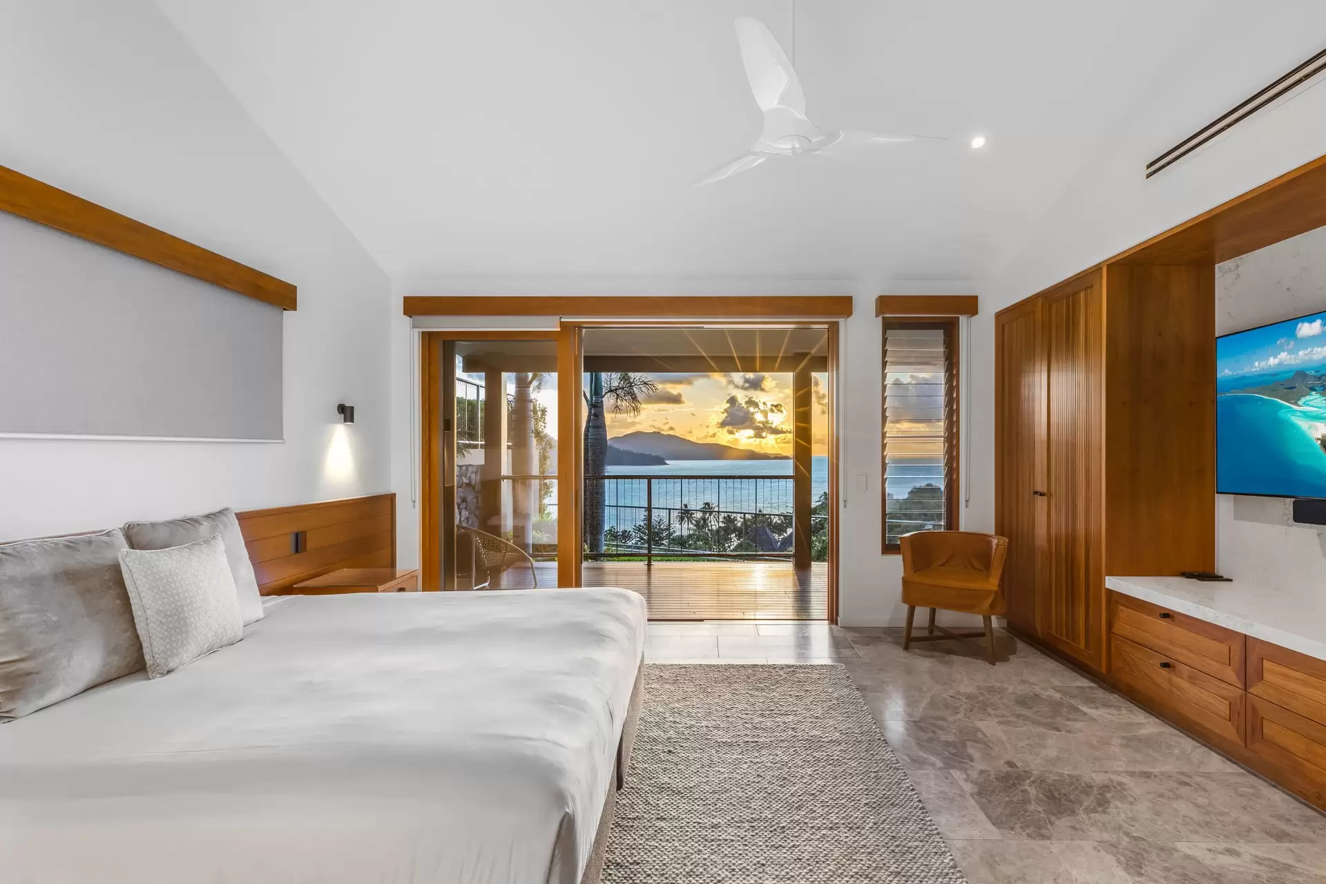 4 Whitsunday Boulevard, Hamilton Island Sold by Queensland Sotheby's International Realty - image 1