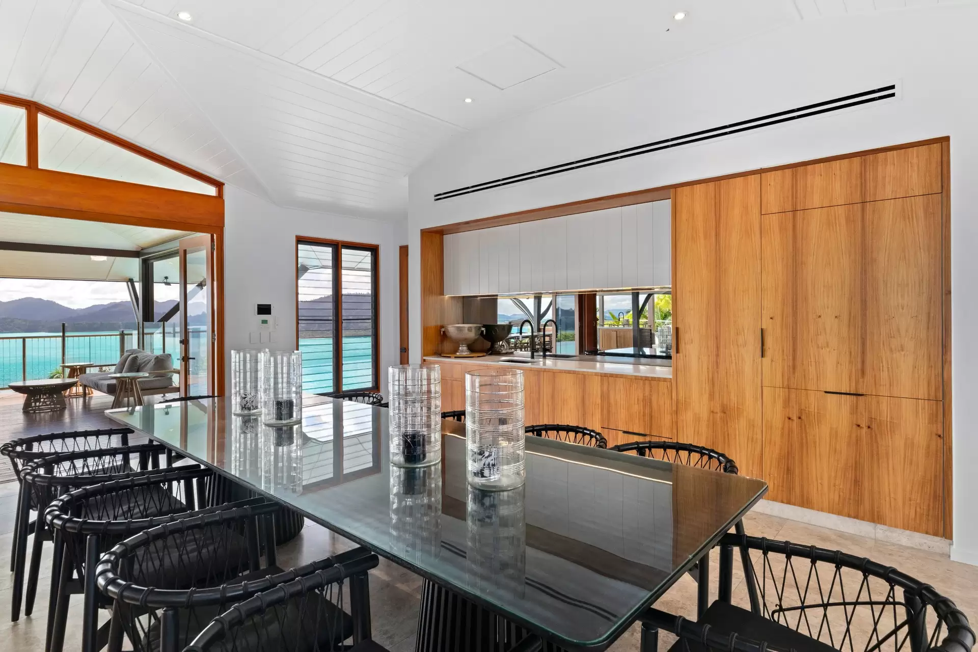 4 Whitsunday Boulevard, Hamilton Island Sold by Queensland Sotheby's International Realty - image 1