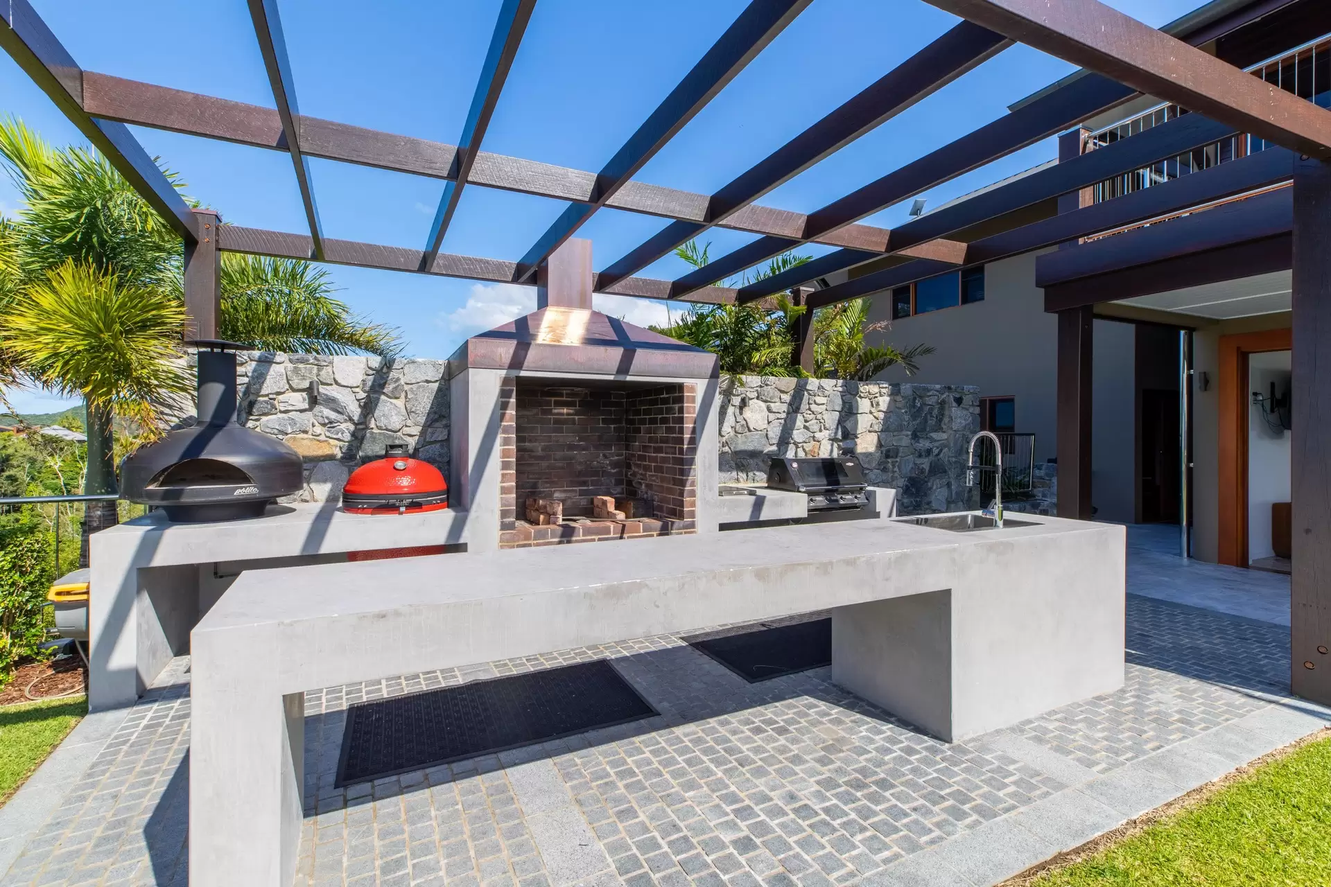 4 Whitsunday Boulevard, Hamilton Island Sold by Queensland Sotheby's International Realty - image 1
