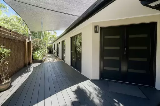 10/53-67 Nautilus Street, Port Douglas Sold by Queensland Sotheby's International Realty