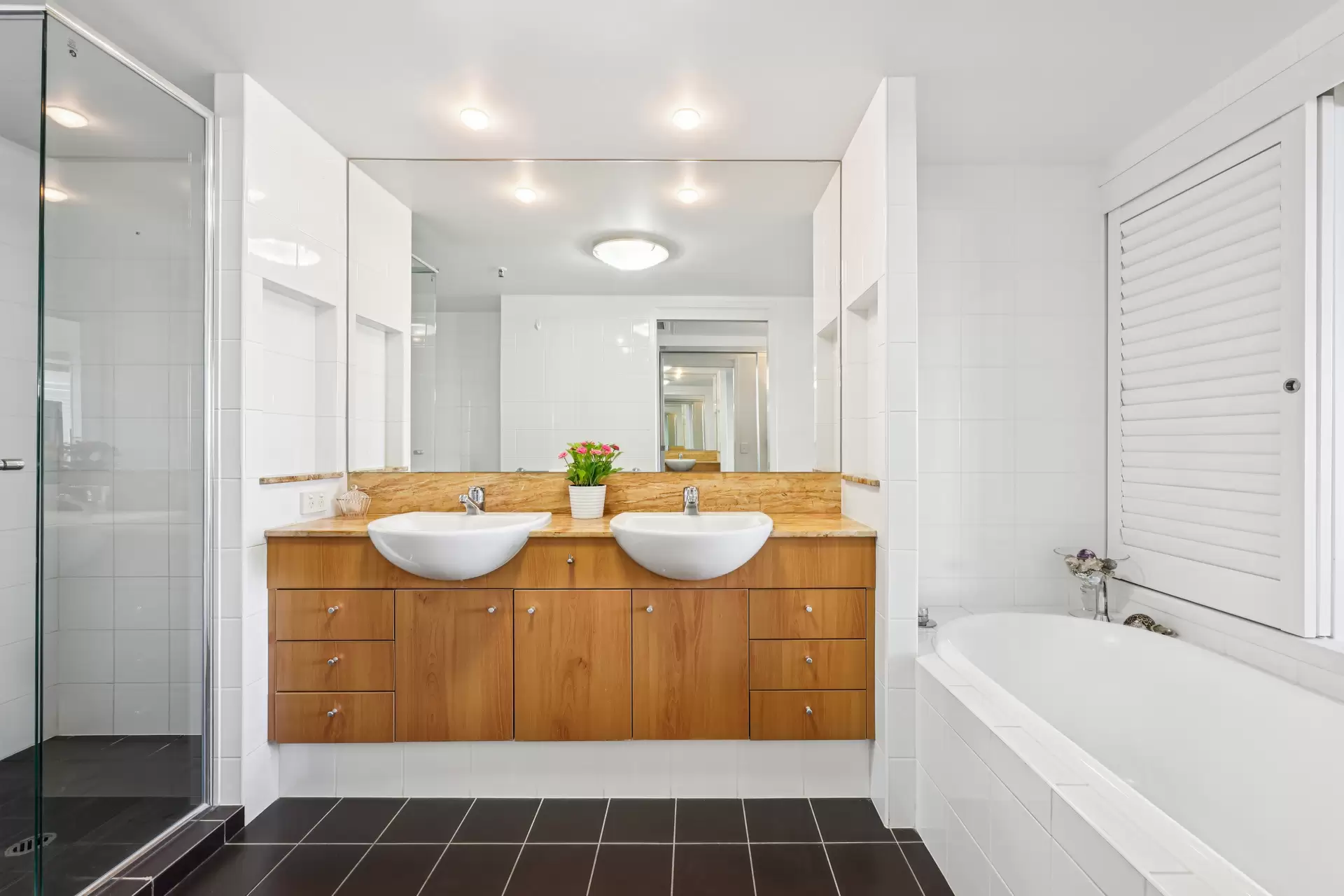 49/326 Marine Parade, Labrador Sold by  - image 1
