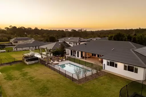 5 Goodtown Street, Rochedale Sold by Queensland Sotheby's International Realty