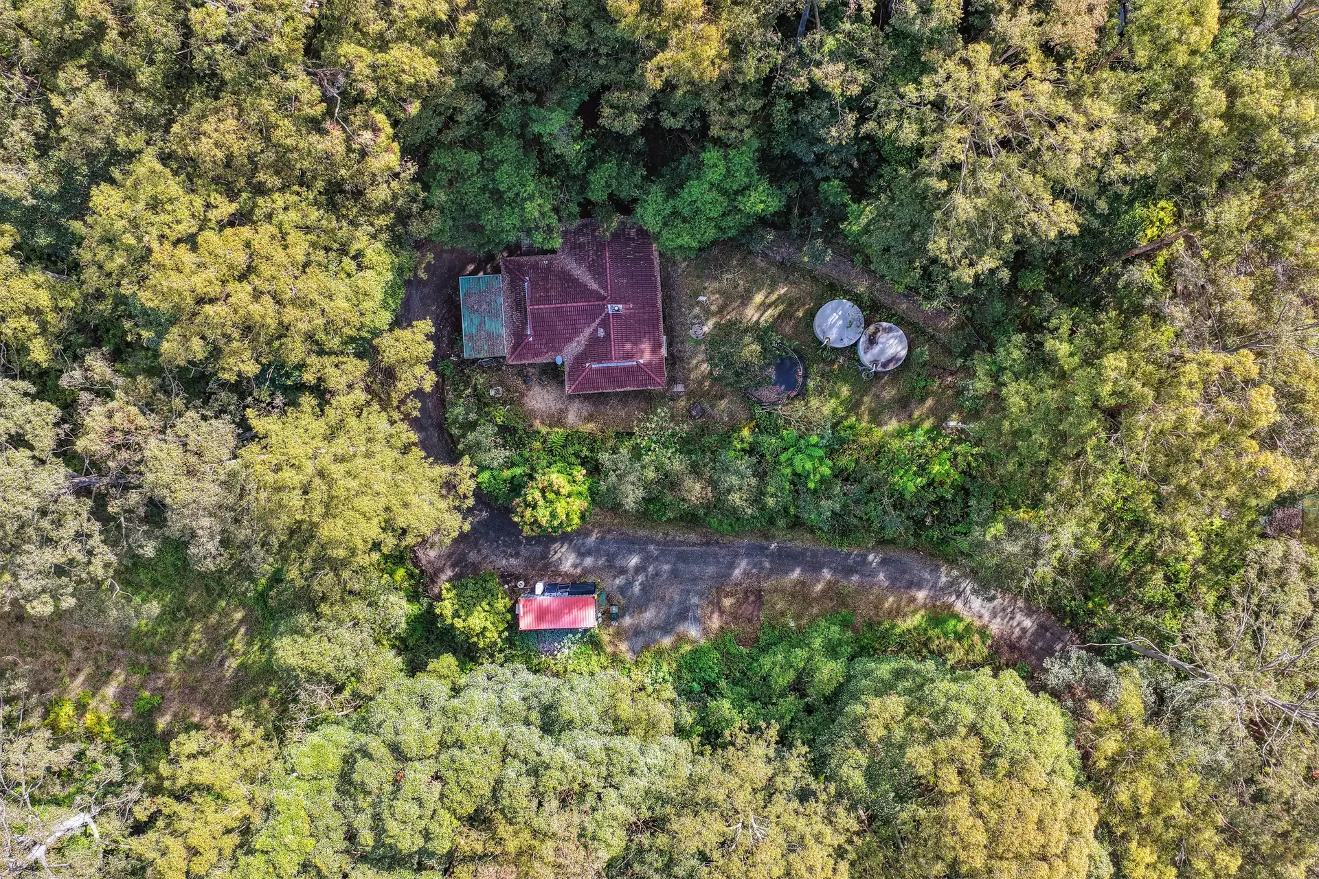 31-35 Akoonah Drive, Beechmont Sold by  - image 1