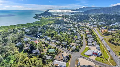 1/11 MacArthur Drive, Cannonvale Sold by 