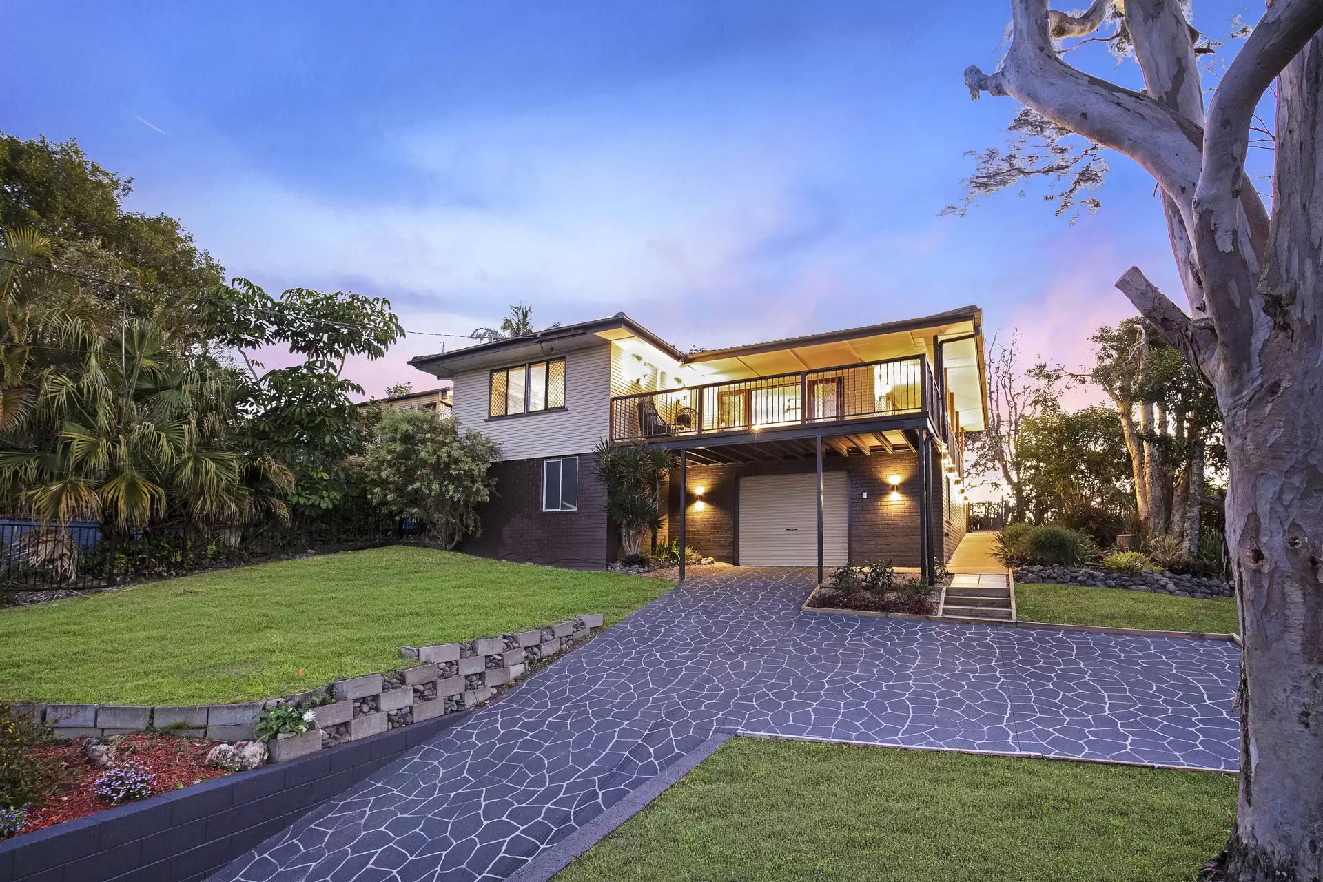 60 Cotswold Street, Carina Sold by  - image 1