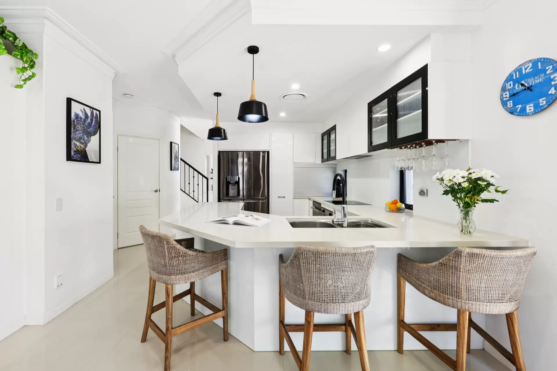 1/51 Woodroffe Avenue, Main Beach Sold by Queensland Sotheby's International Realty - image 1